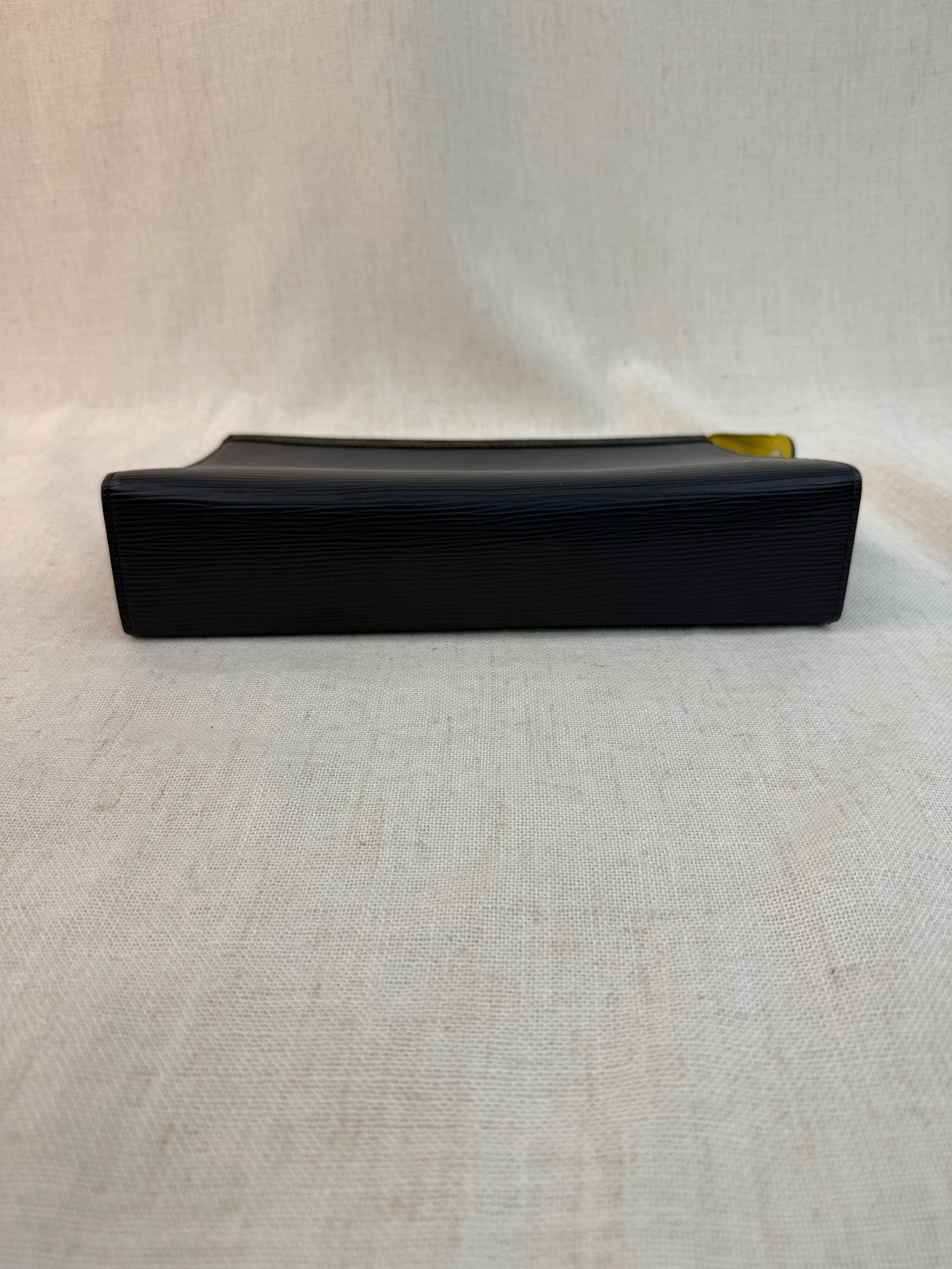 Louis Vuitton Navy Epi Water Ripple Discovery Pouch