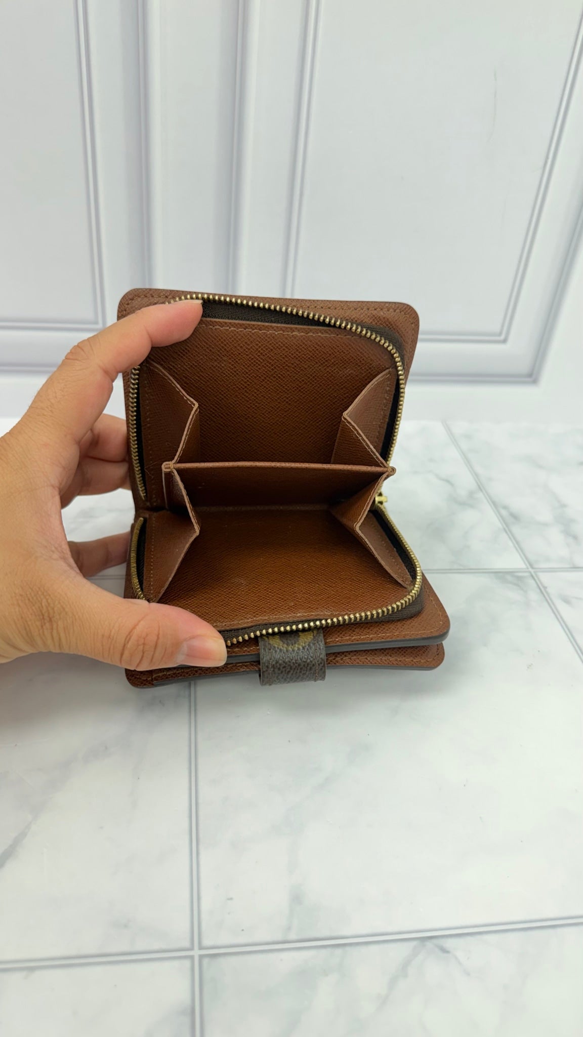 Louis Vuitton Monogram Compact Wallet 