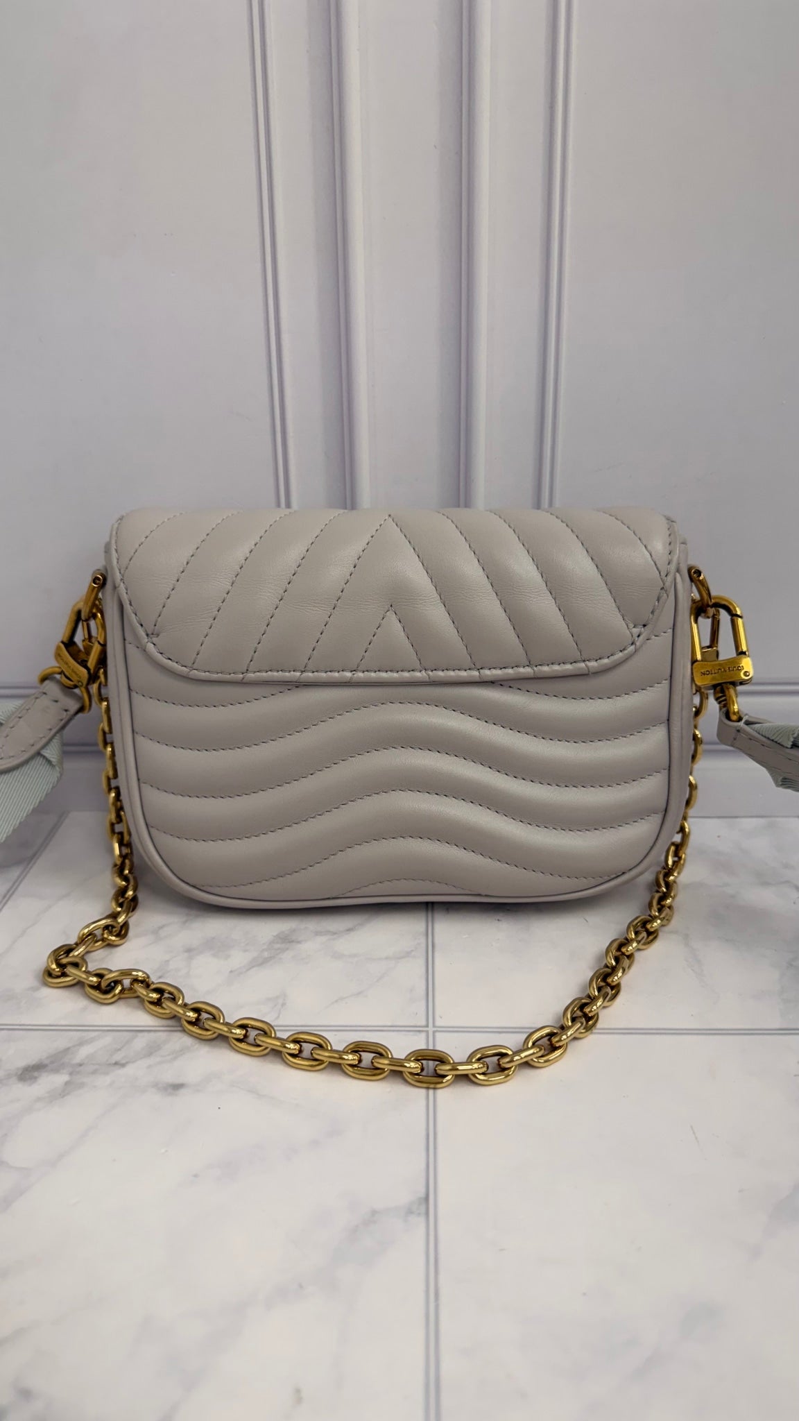 Louis Vuitton Grey Chevron Calfskin New Wave Chain Bag