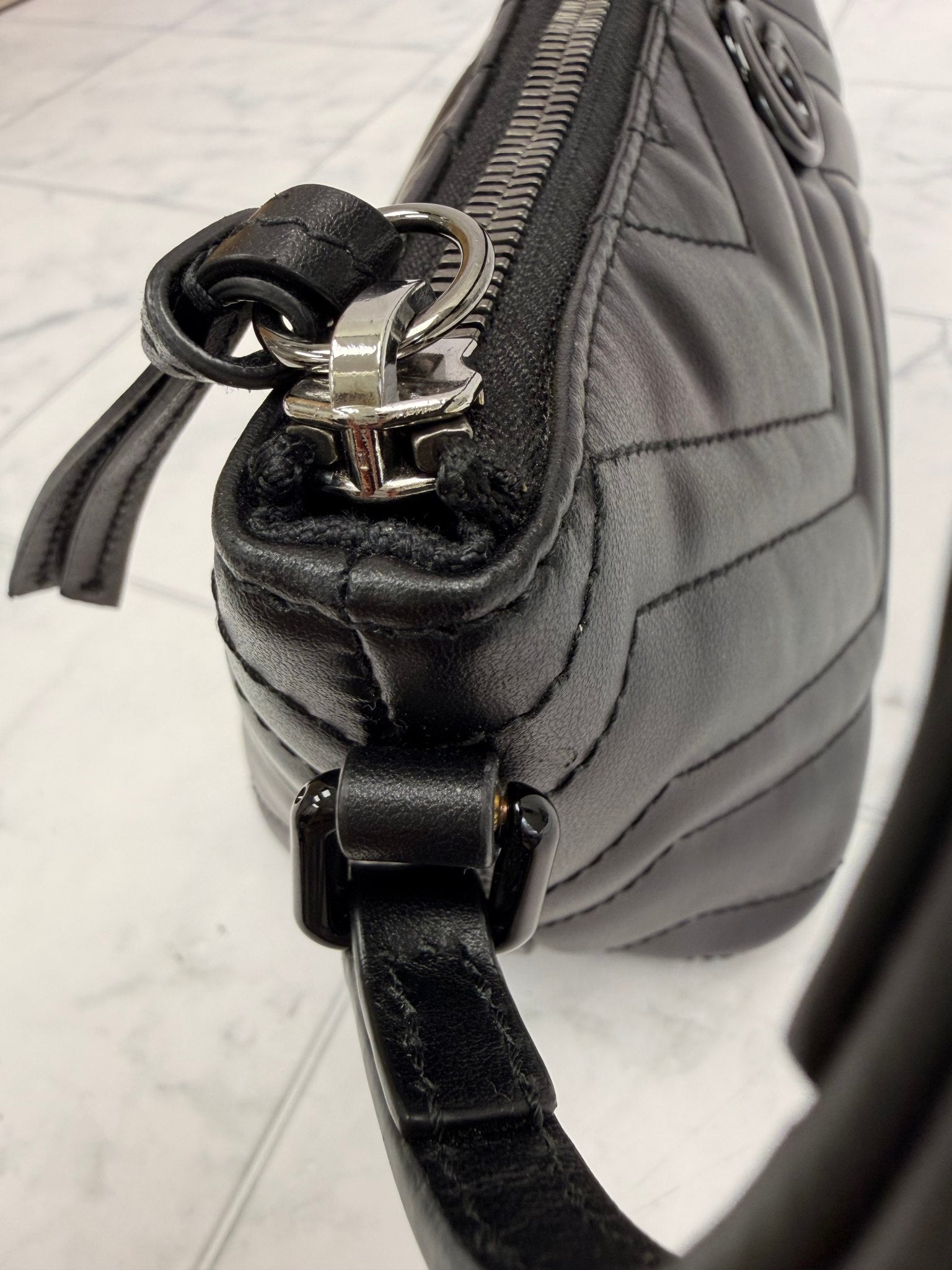 Gucci Black Quilted Leather Chevron Shoulder Bag