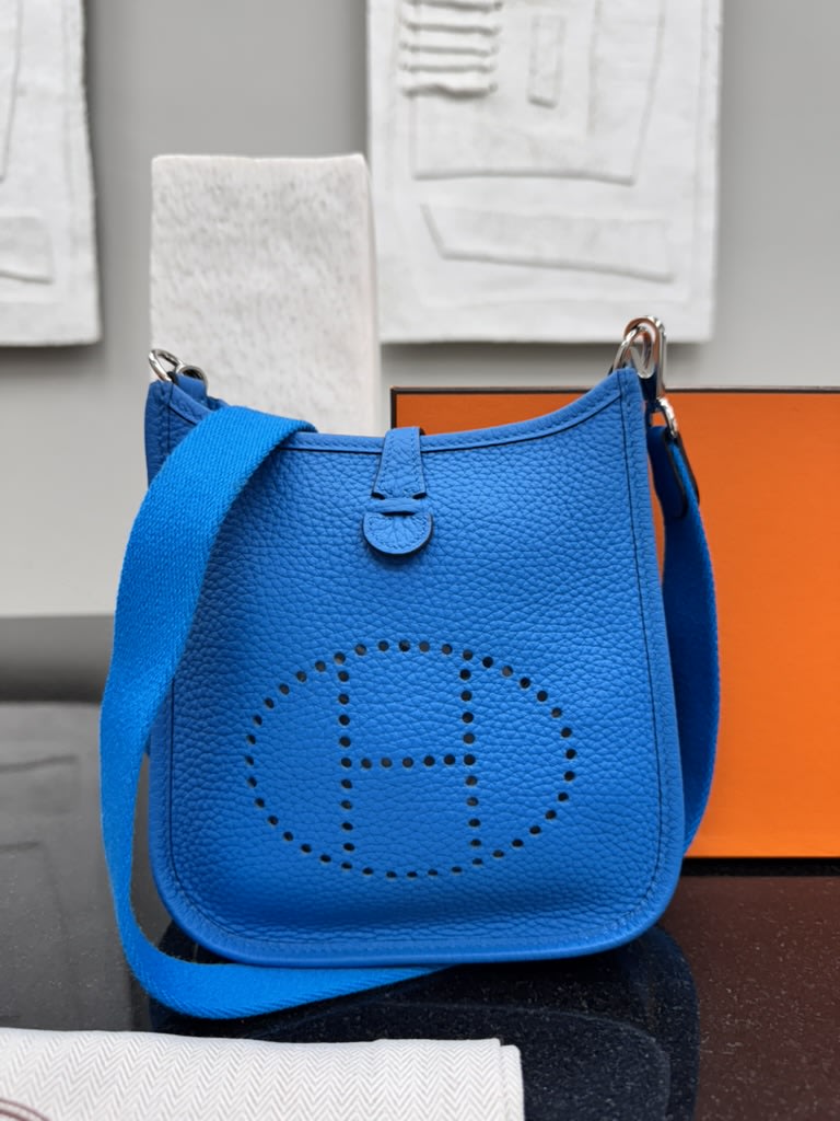 Hermes Blue Taurillon Clemence Leather Evelyne Amazone TPM Bag