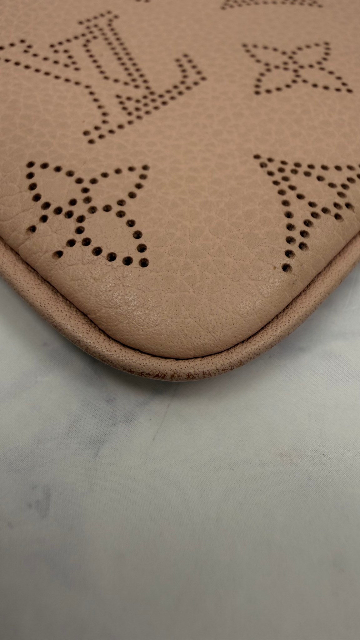 Louis Vuitton Pink Monogram Mahina Leather Key Pouch
