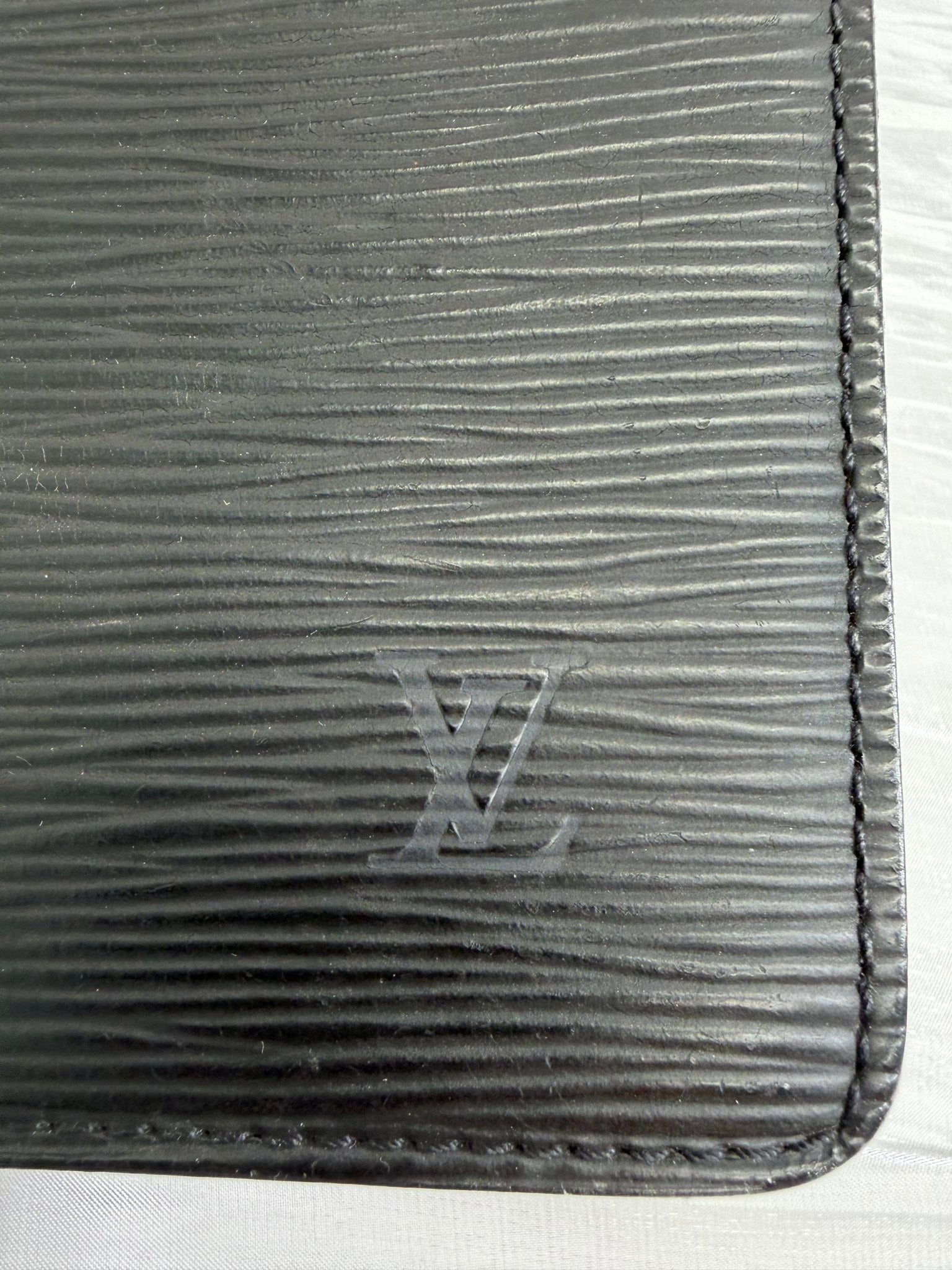 Louis Vuitton Black Epi Pochette Homme Clutch