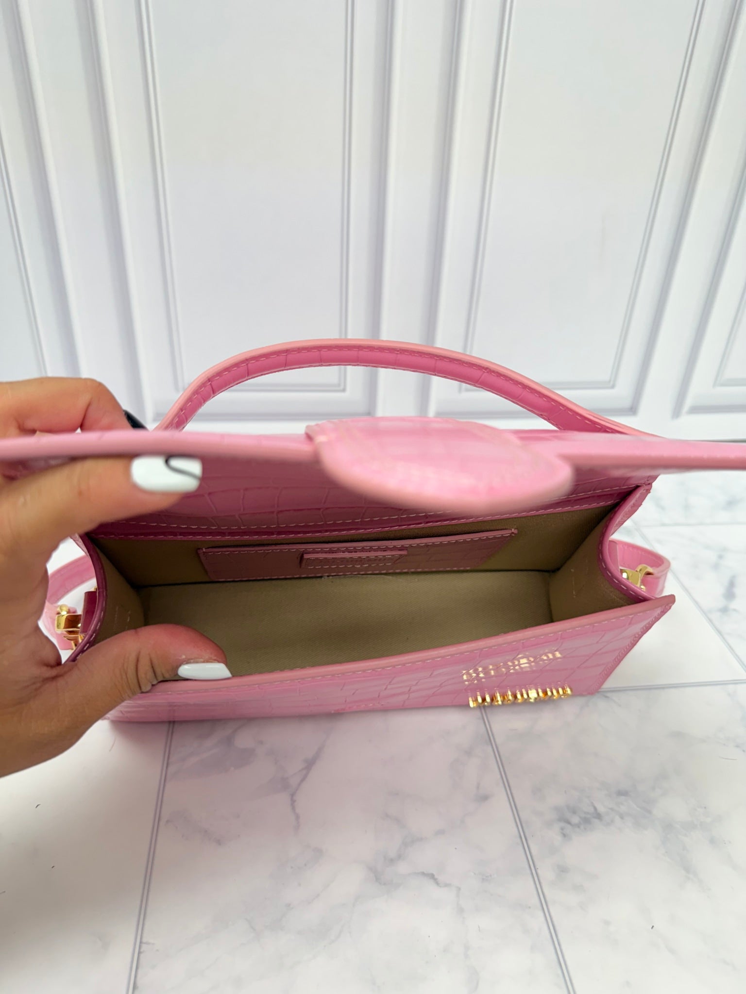 BRAND NEW - Jacquemus Pink Croc Embossed Leather Le Grand Bambino Handbag 2Way Handbag
