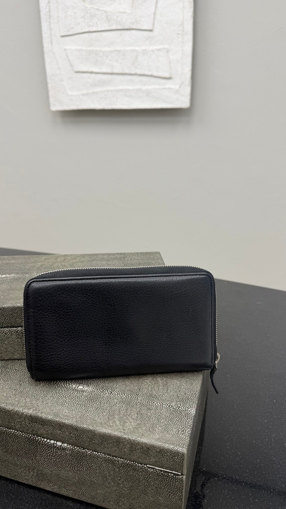 Gucci Black Pebbled Leather Double G Zippy Wallet