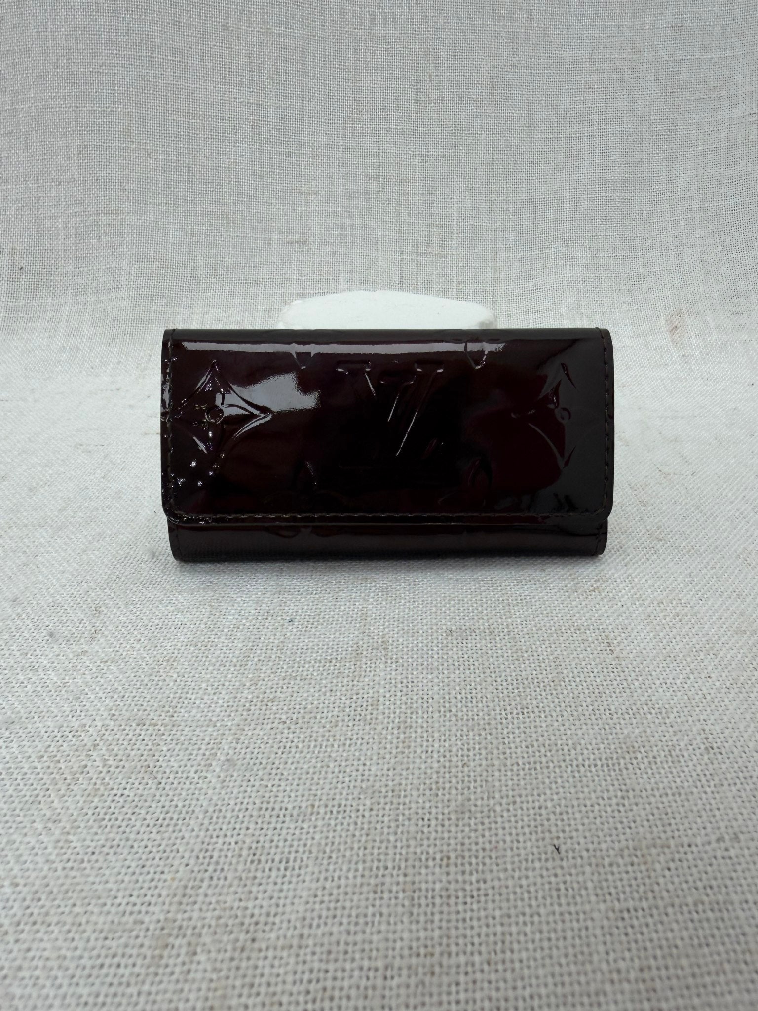 Louis Vuitton Amarante Vernis 4Key Ring Case