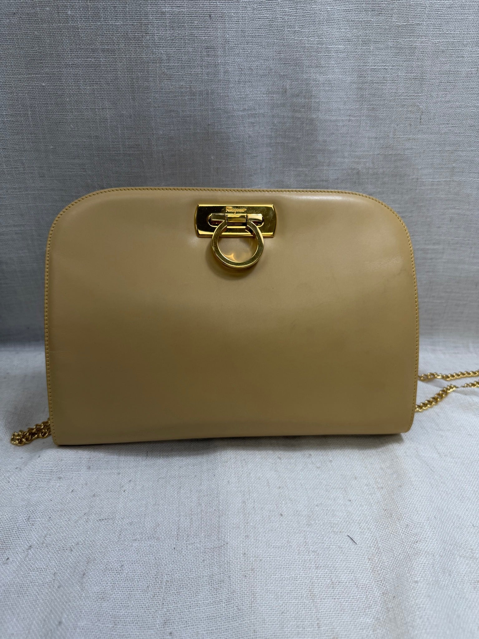 Salvatore Ferragamo Beige Leather Chain Shoulder Bag