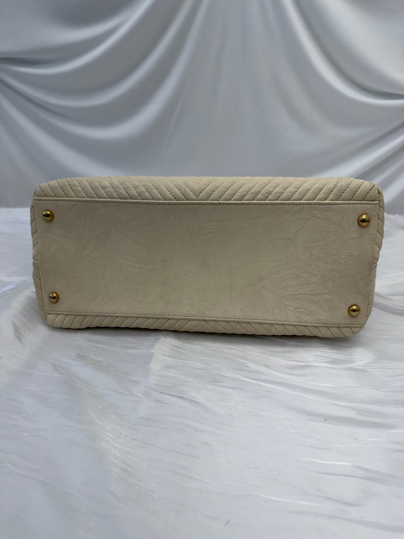 Chanel Cream Leather V Stitch Chain Tote Bag