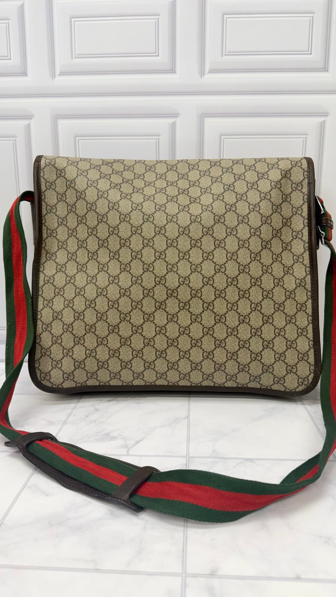 Gucci GG Supreme Messenger Bag 