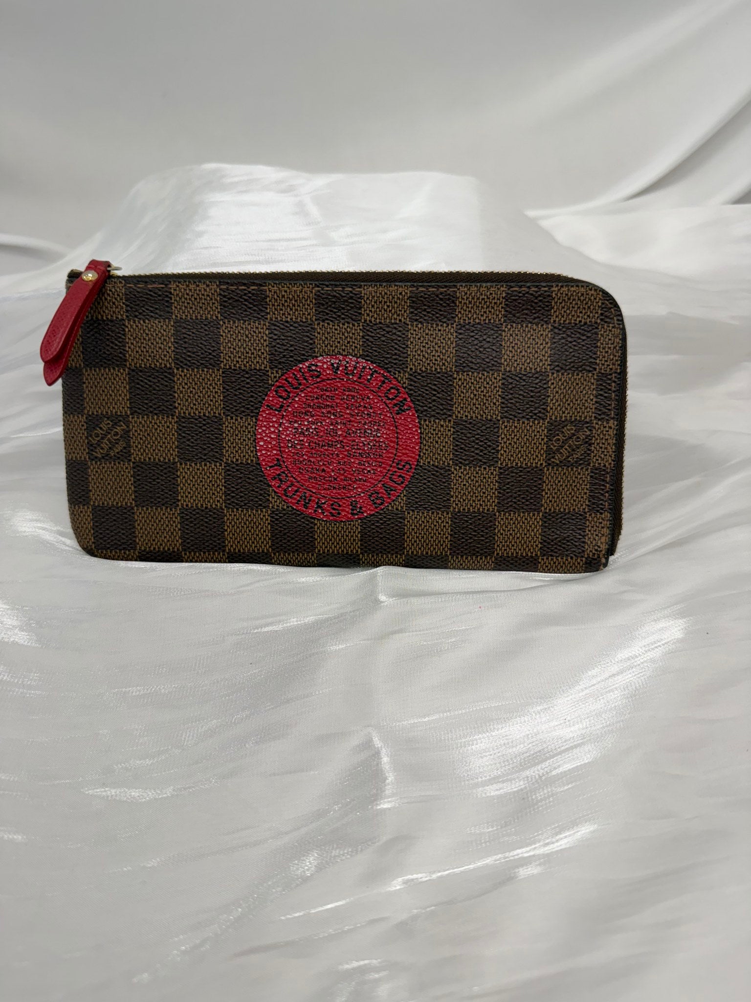 Louis Vuitton Damier Ebene Trunks L Zippy Wallet