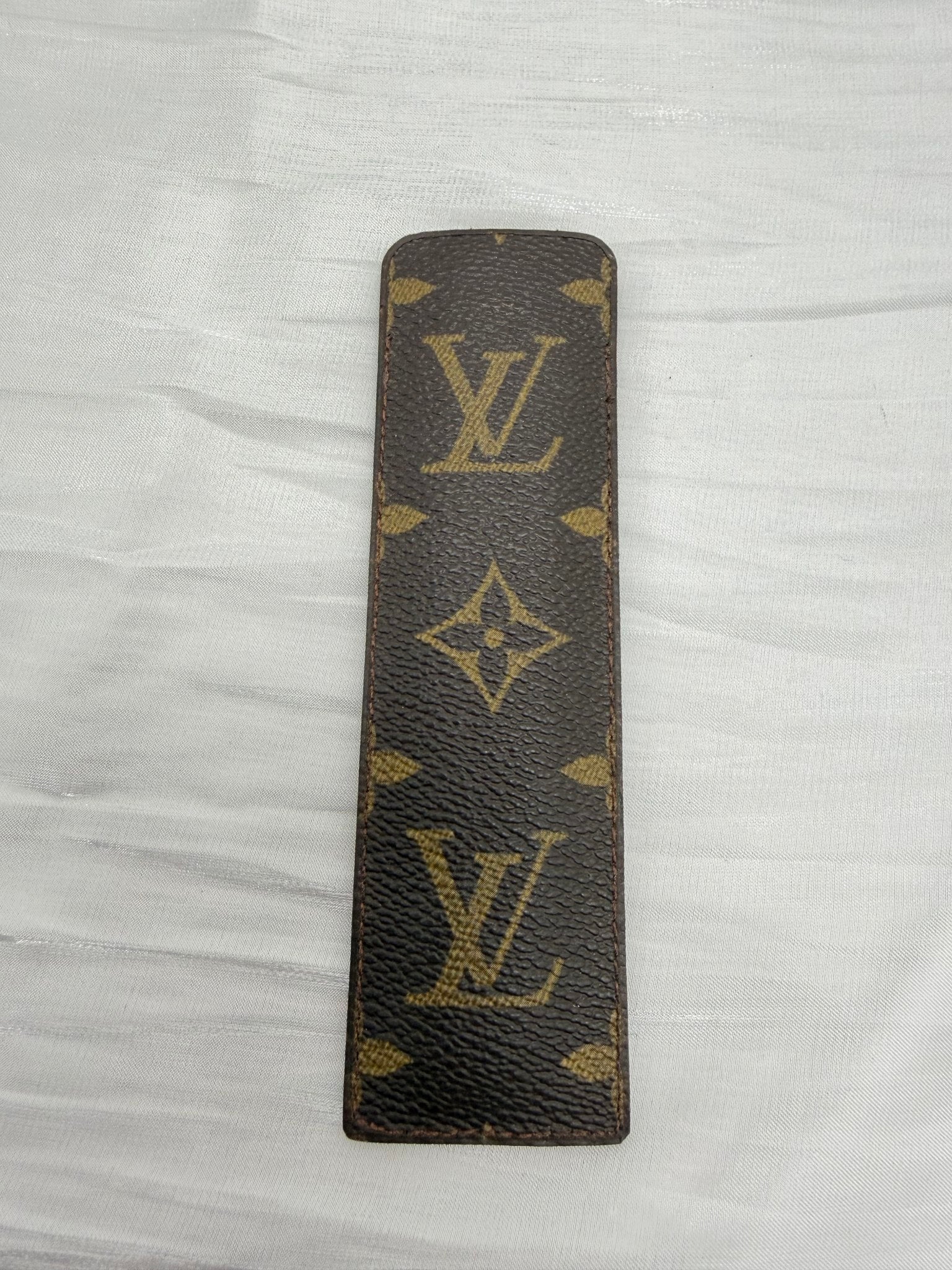 Louis Vuitton Monogram Comb Holder