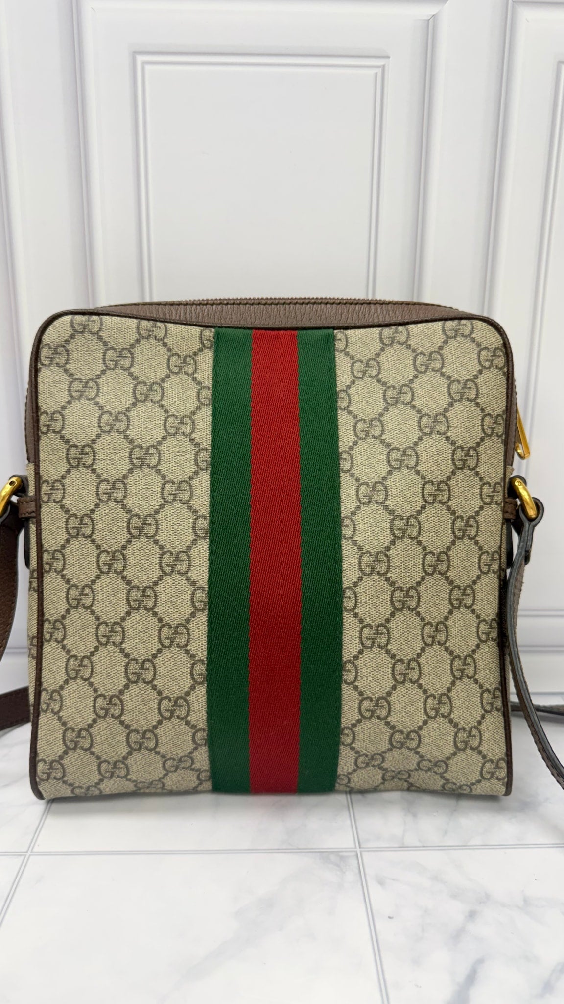 Gucci GG Supreme Messenger Bag 