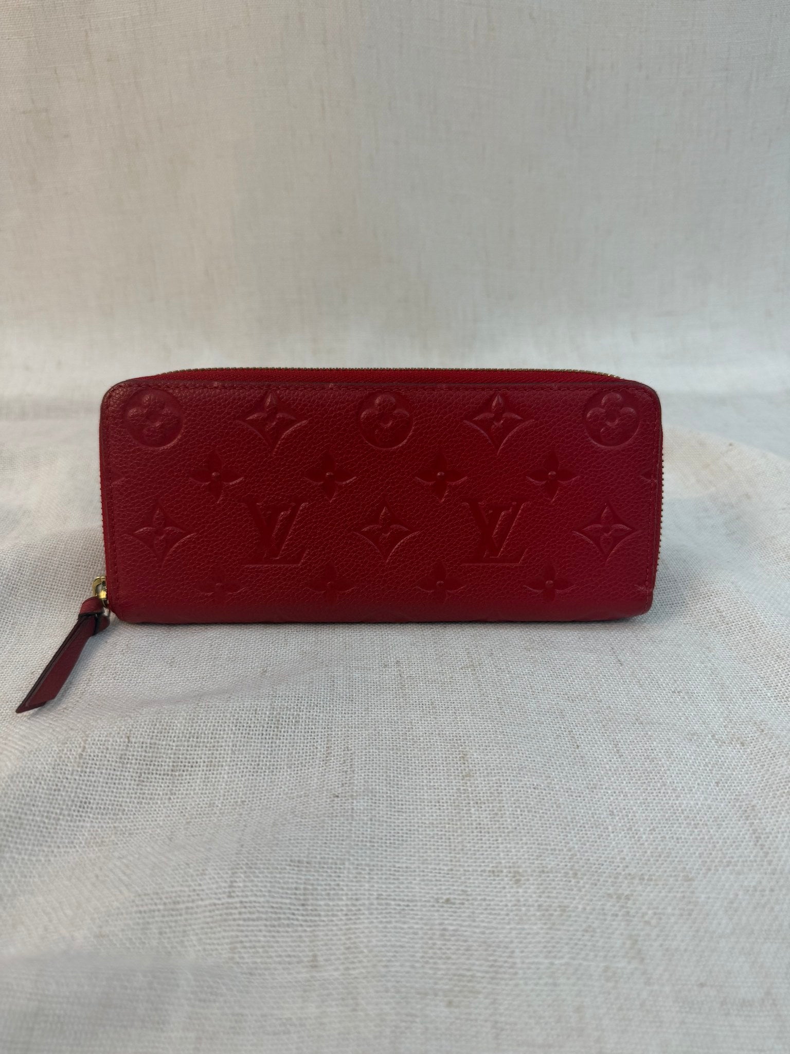 Louis Vuitton Red Leather Clemence Zippy Wallet