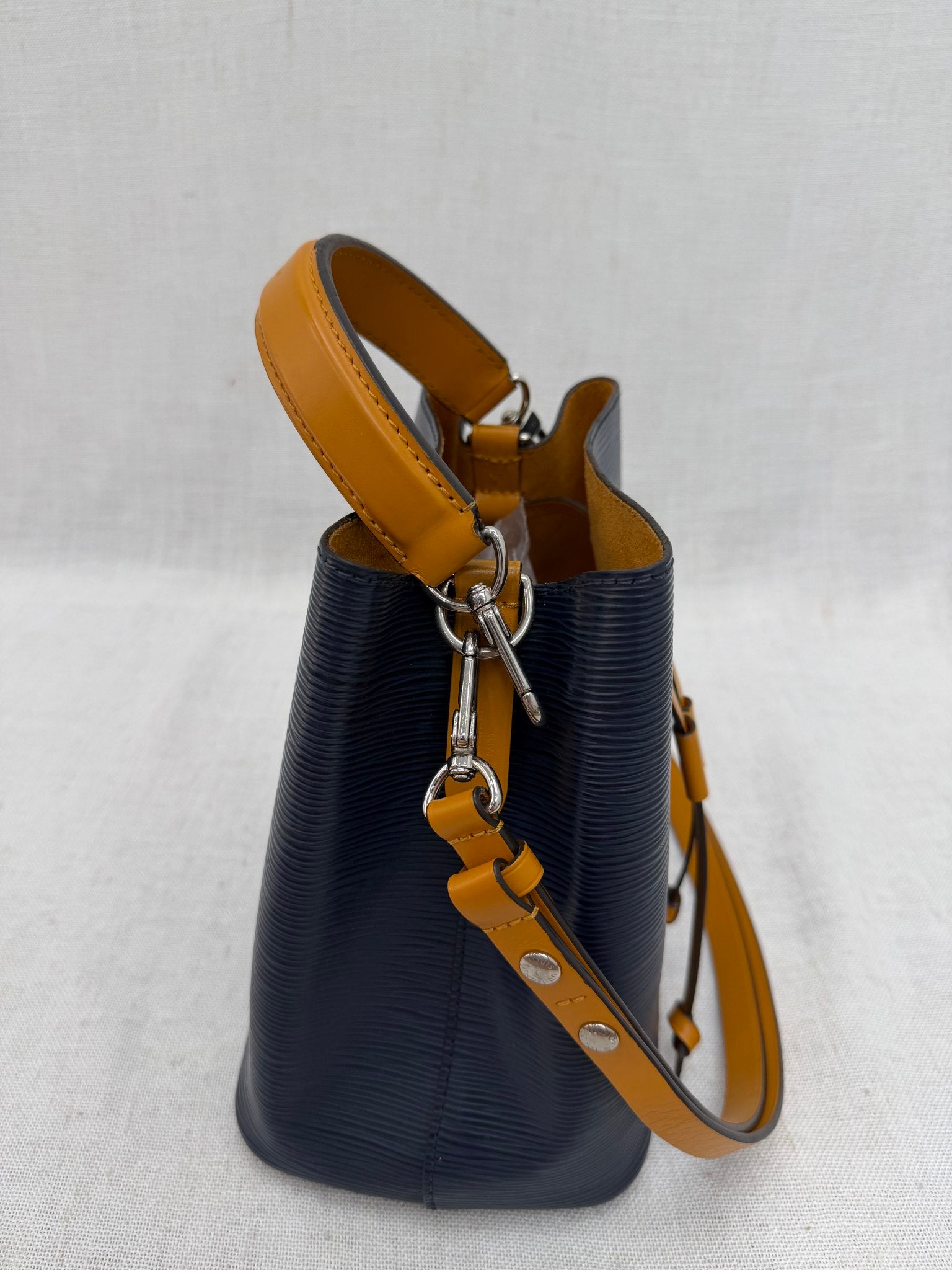 Louis Vuitton Navy & Mustard Epi Leather Neonoe BB Bucket Bag