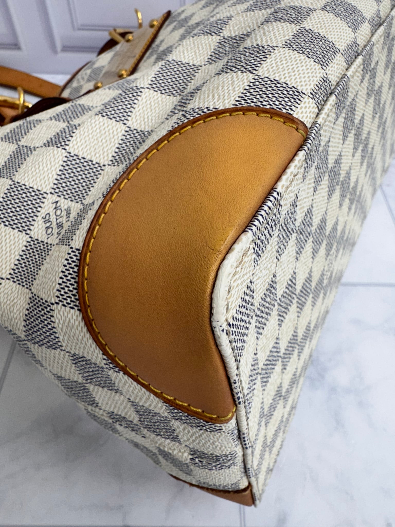 Louis Vuitton Damier Azur Hampstead Tote Bag MM