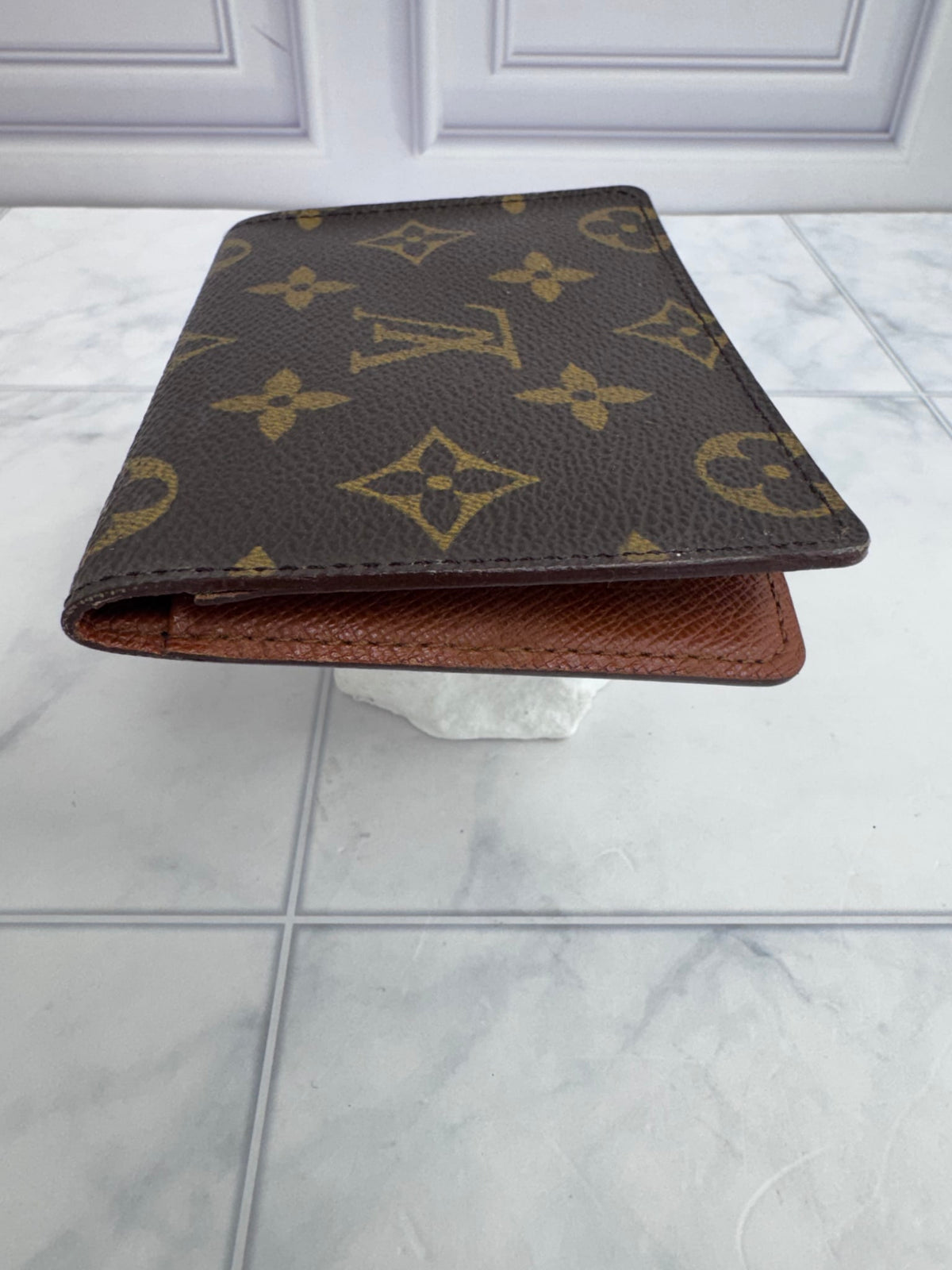 Louis Vuitton Monogram Porte 2 Cartes Vertical Card Holder