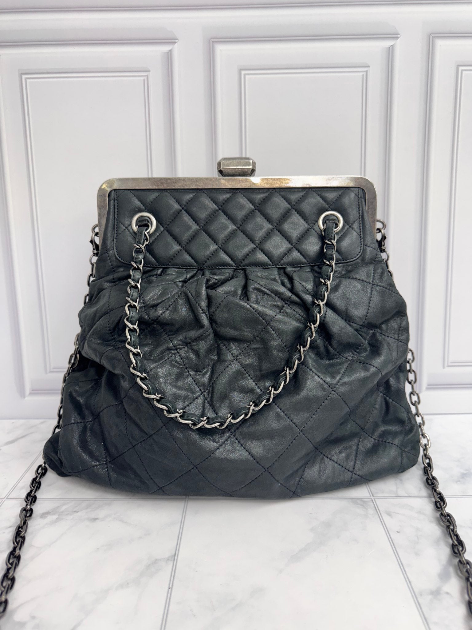 Chanel Black Iridescent Quilted Leather Chic Quilt Frame Tote Bag