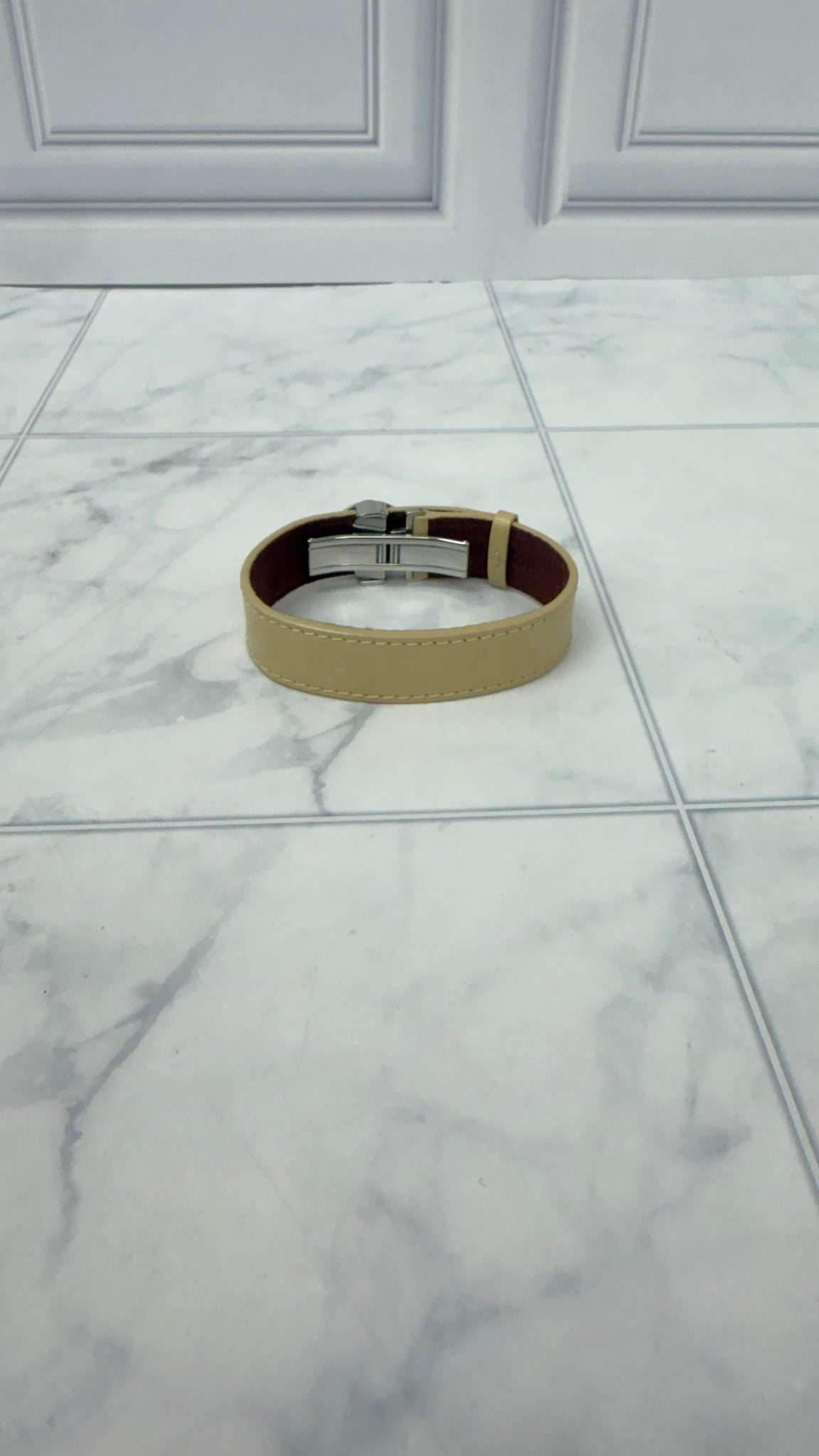 LIKE NEW - Louis Vuitton Cream Leather Wish Bracelet 