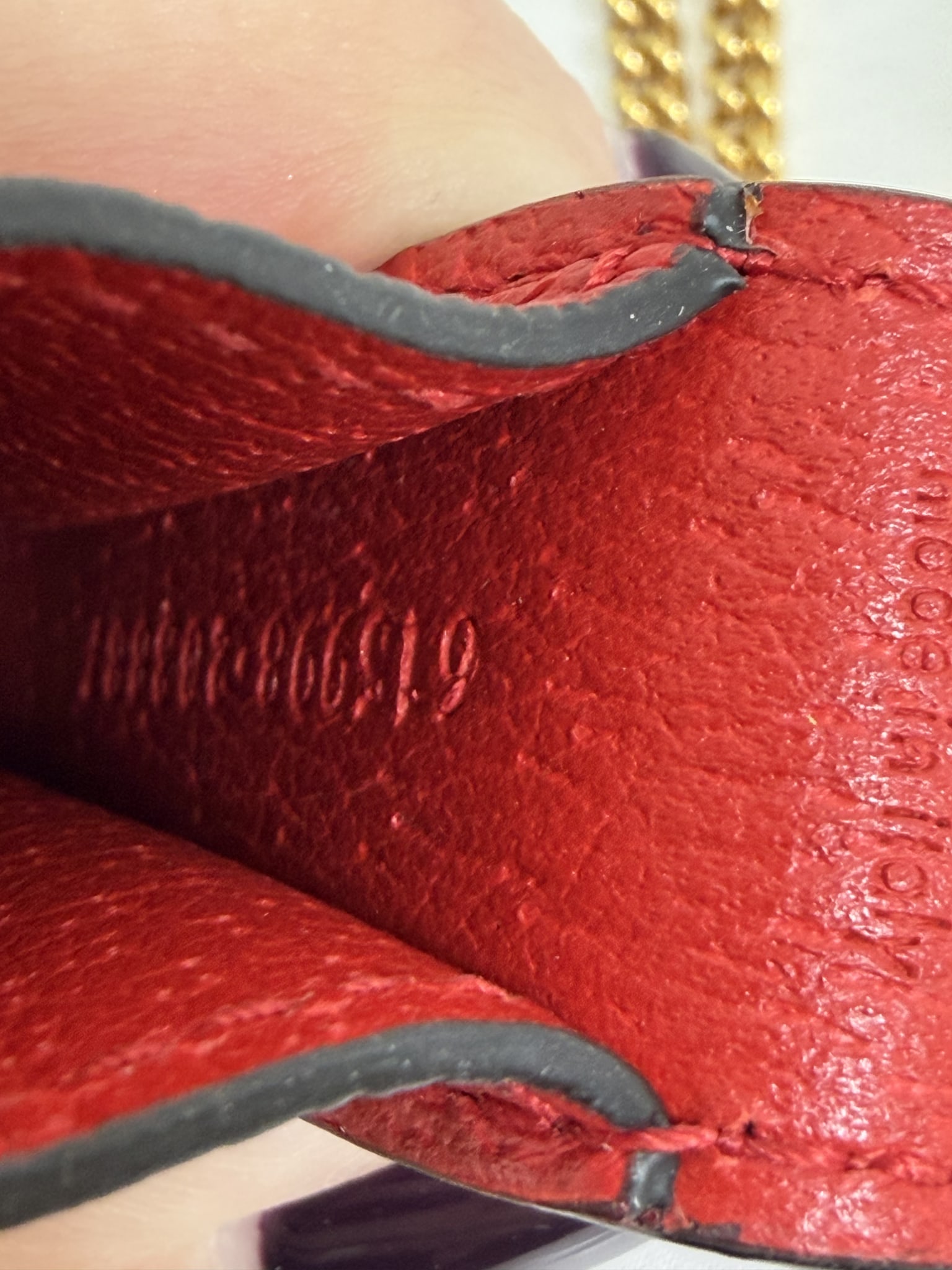 LIKE NEW Gucci Red Leather Lipstick Case On Chain 