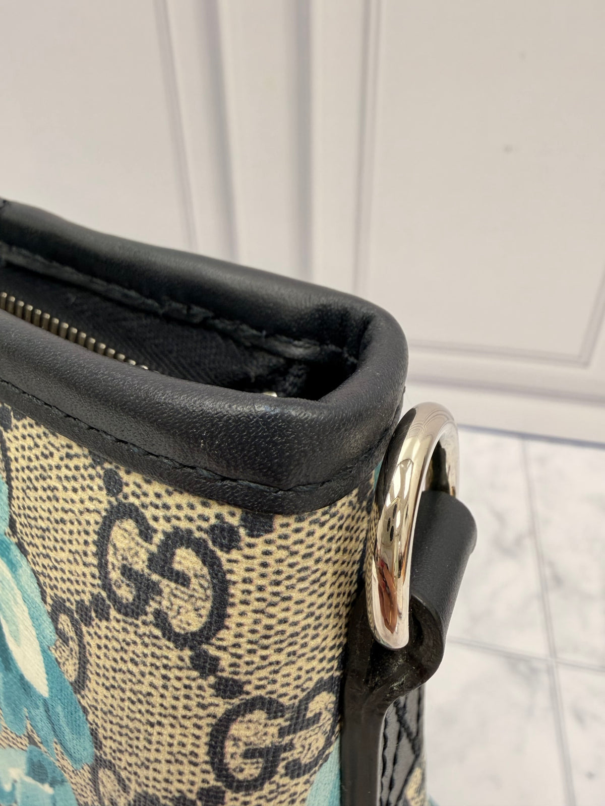 Gucci GG Supreme Blooms Small Tote Bag