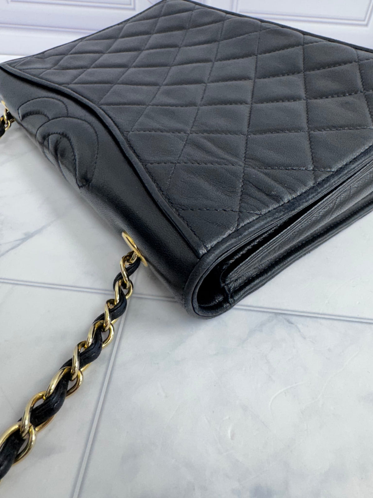 Chanel Black Quilted Lambskin Vintage Medium Full Flap Bag
