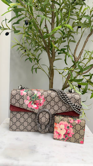 Gucci GG Supreme Bloom Dionysus Shoulder Bag And Wallet