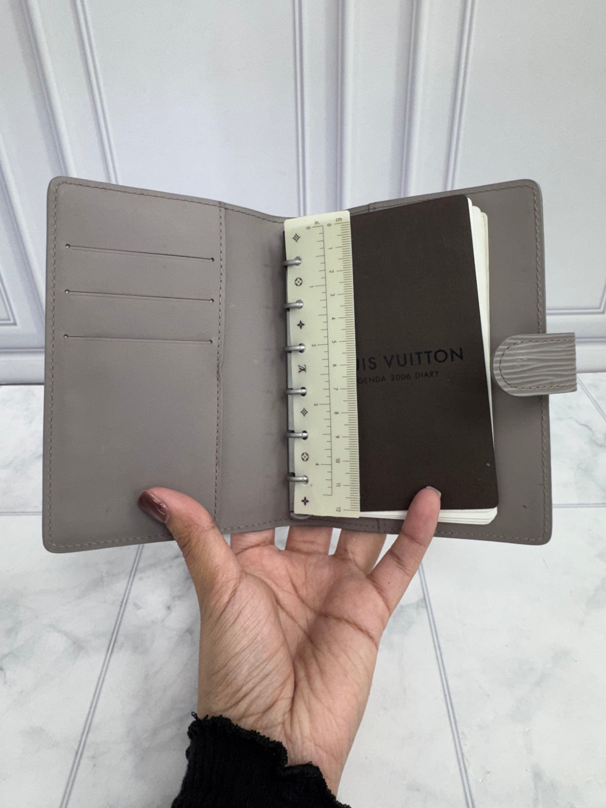 Louis Vuitton Grey Epi Leather Agenda PM