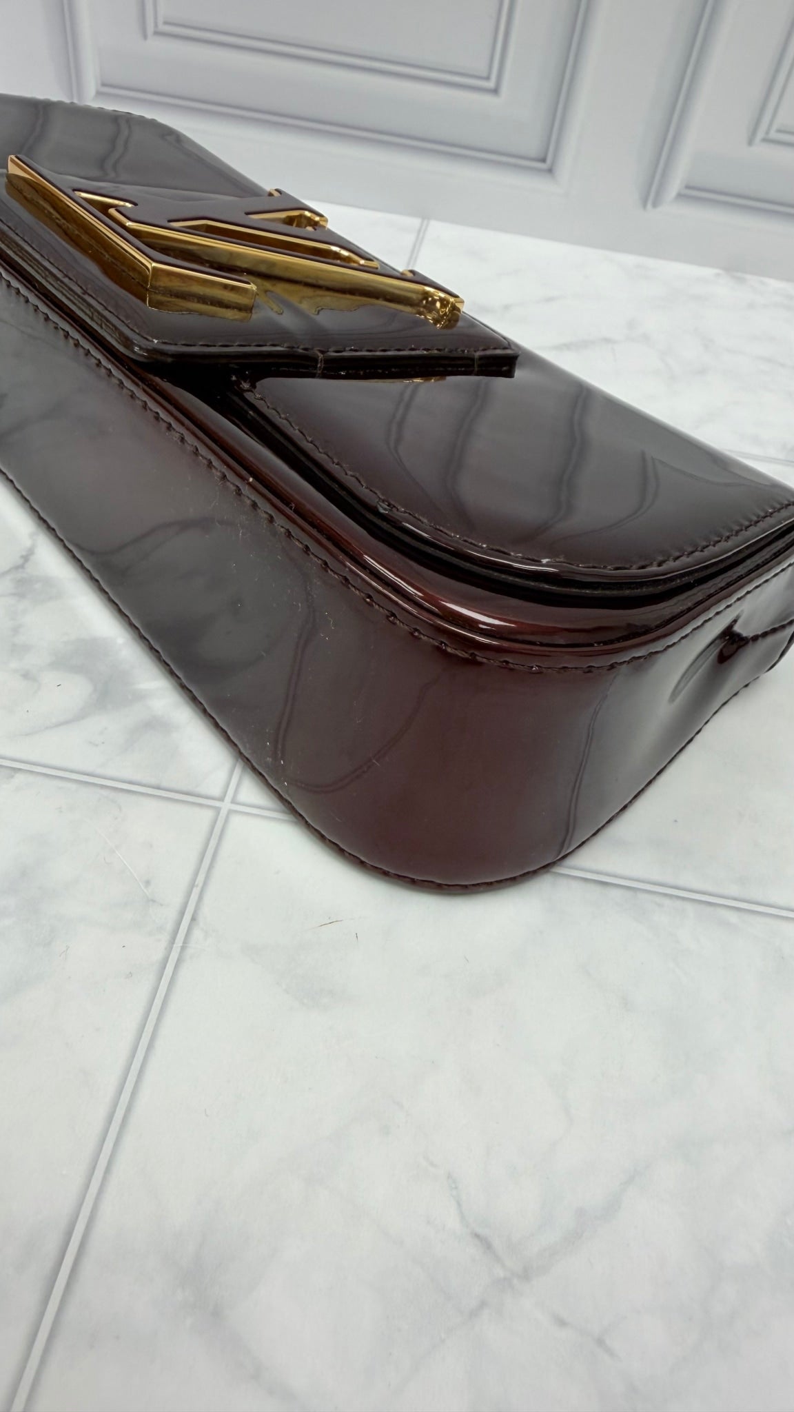 Louis Vuitton Amarante Vernis SoBe Pochette Clutch