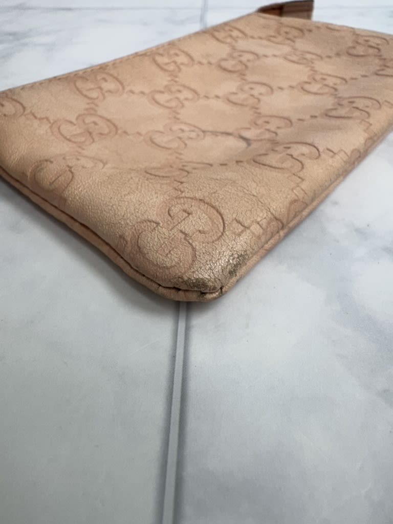 Gucci Pink Guccissima Embossed Leather Zip Pouch