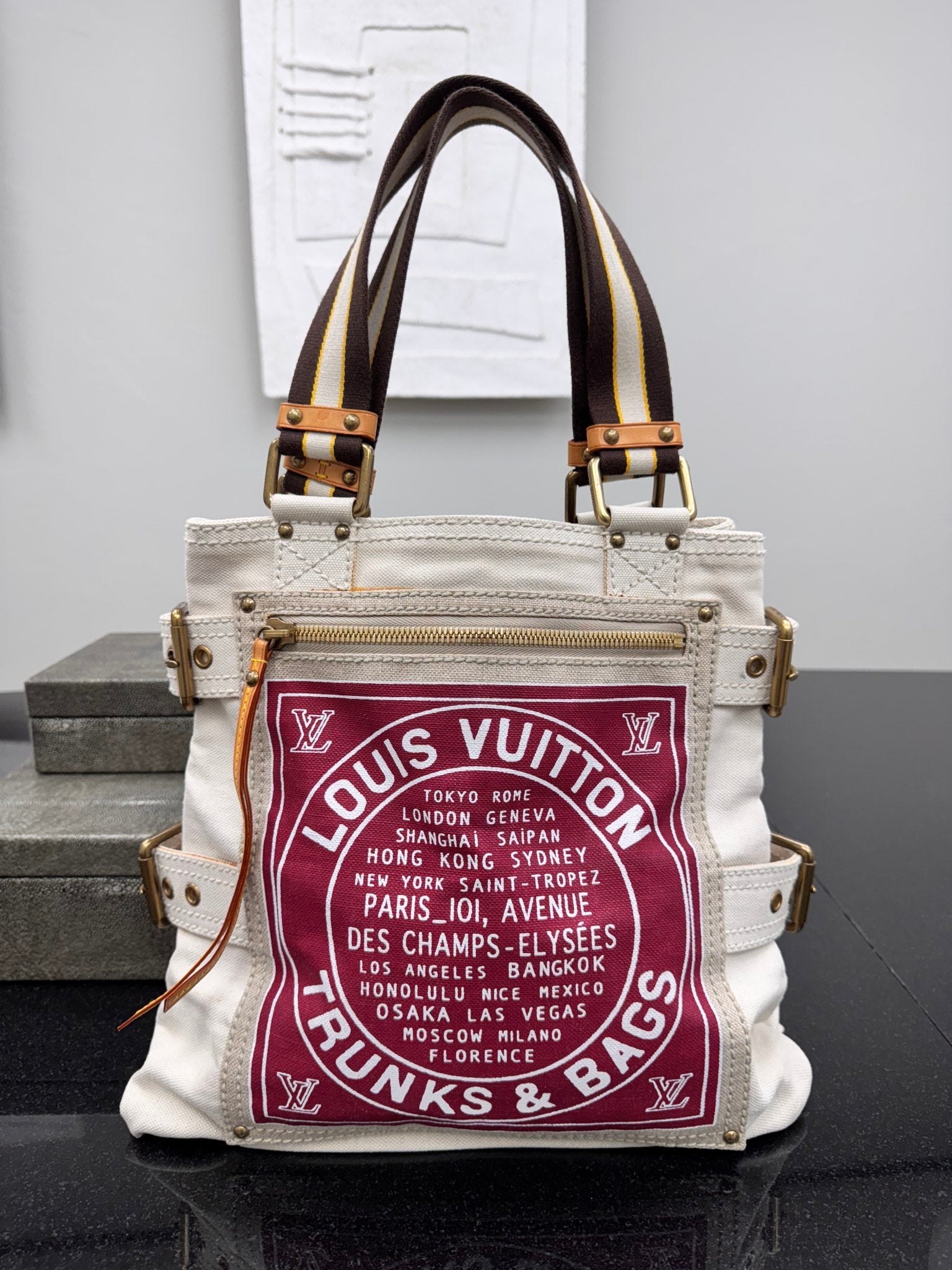 Louis Vuitton Beige Canvas Red Toile Globe Shopper Cabas Bag MM