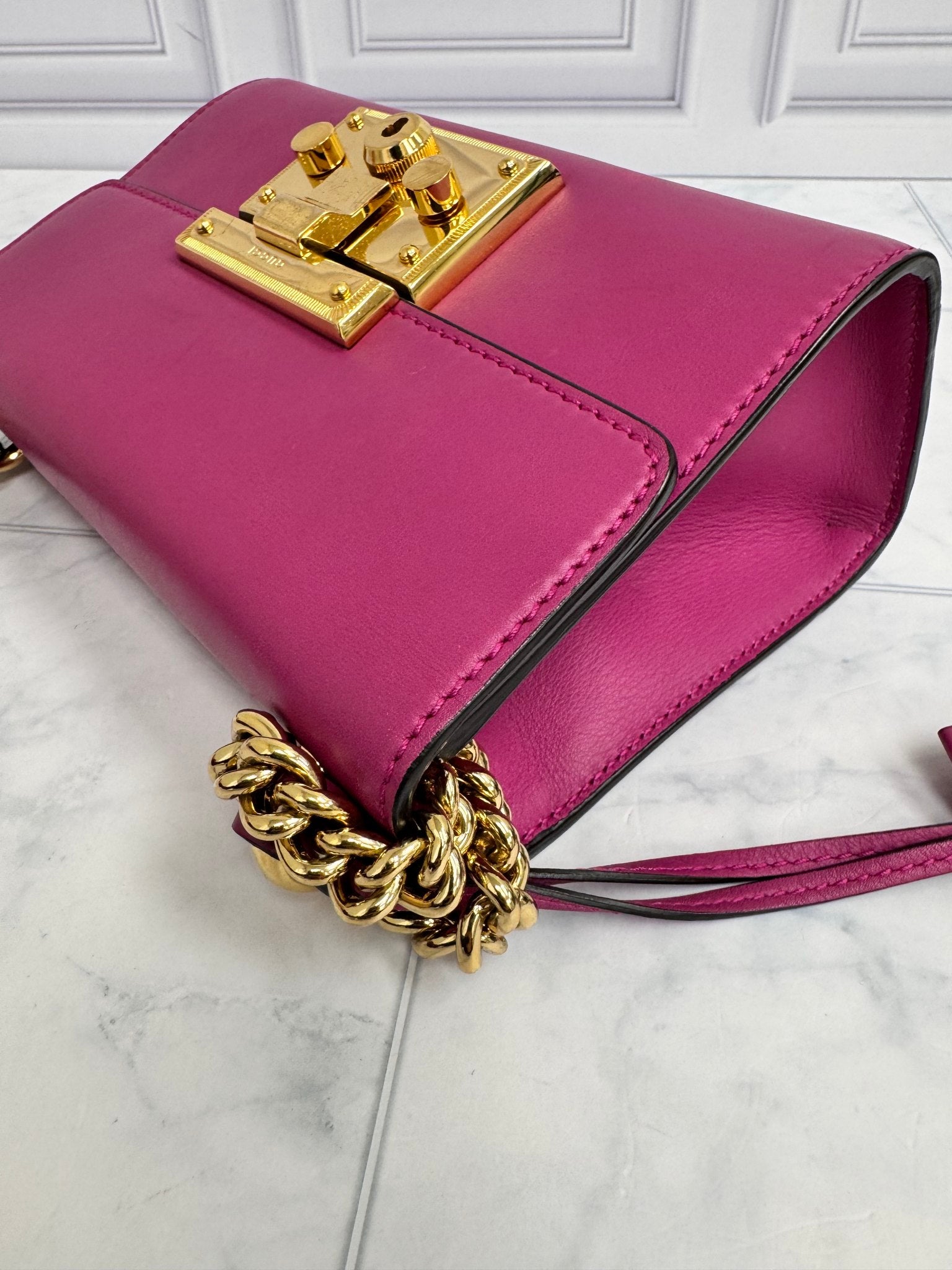 Gucci Fuchsia Leather Padlock Chain Shoulder Bag