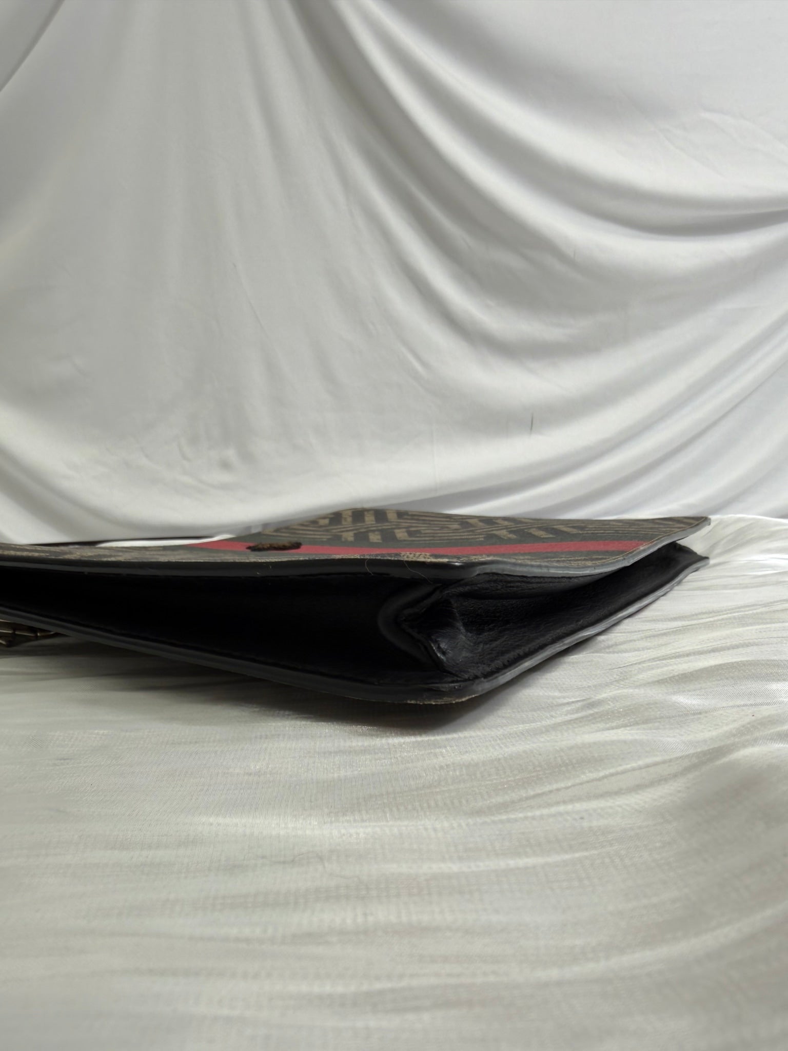 Gucci GG Supreme Caleido Web Bee Crossbody