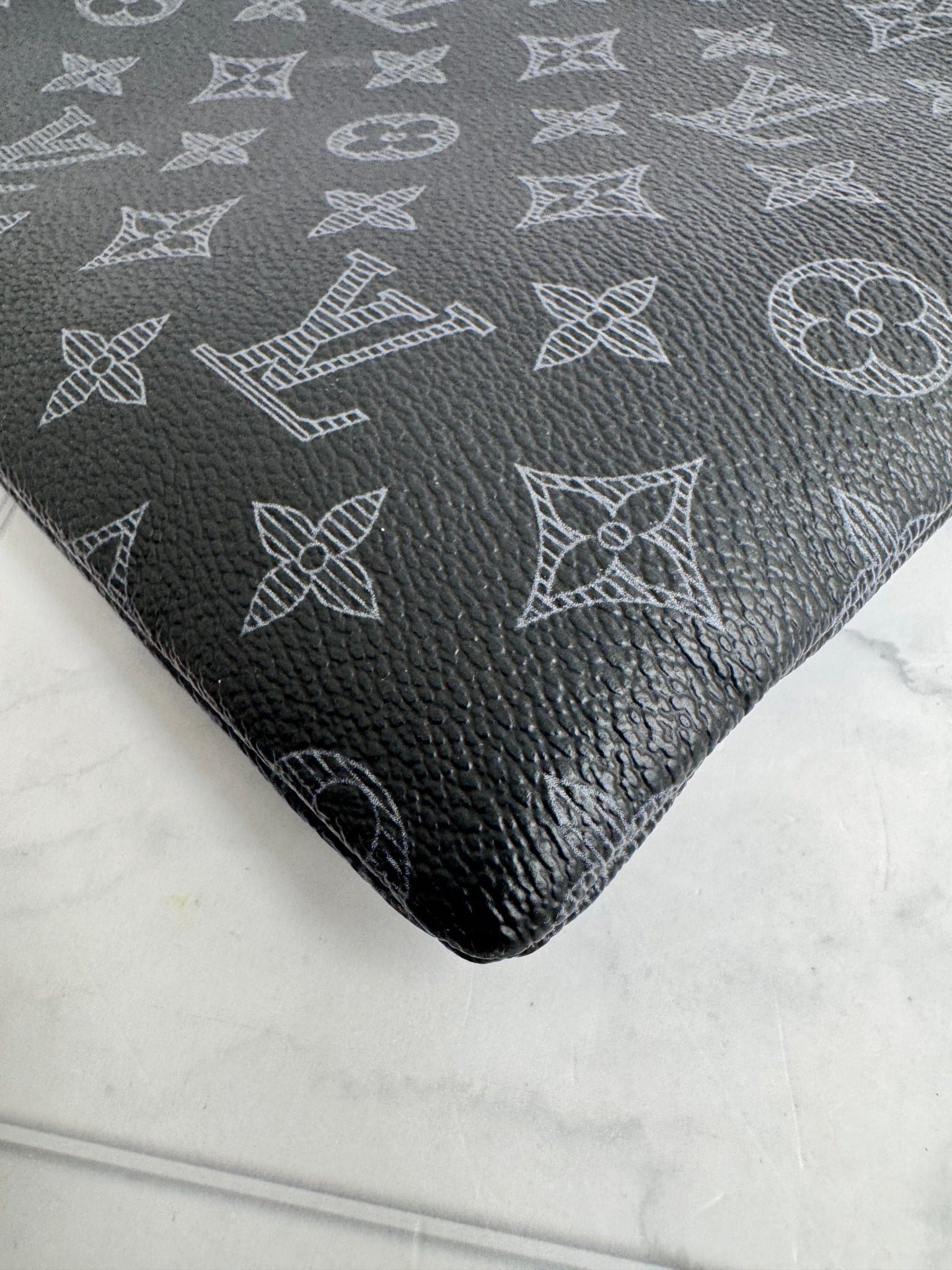 Louis Vuitton Monogram Eclipse Vivienne Pochette Apollo GM