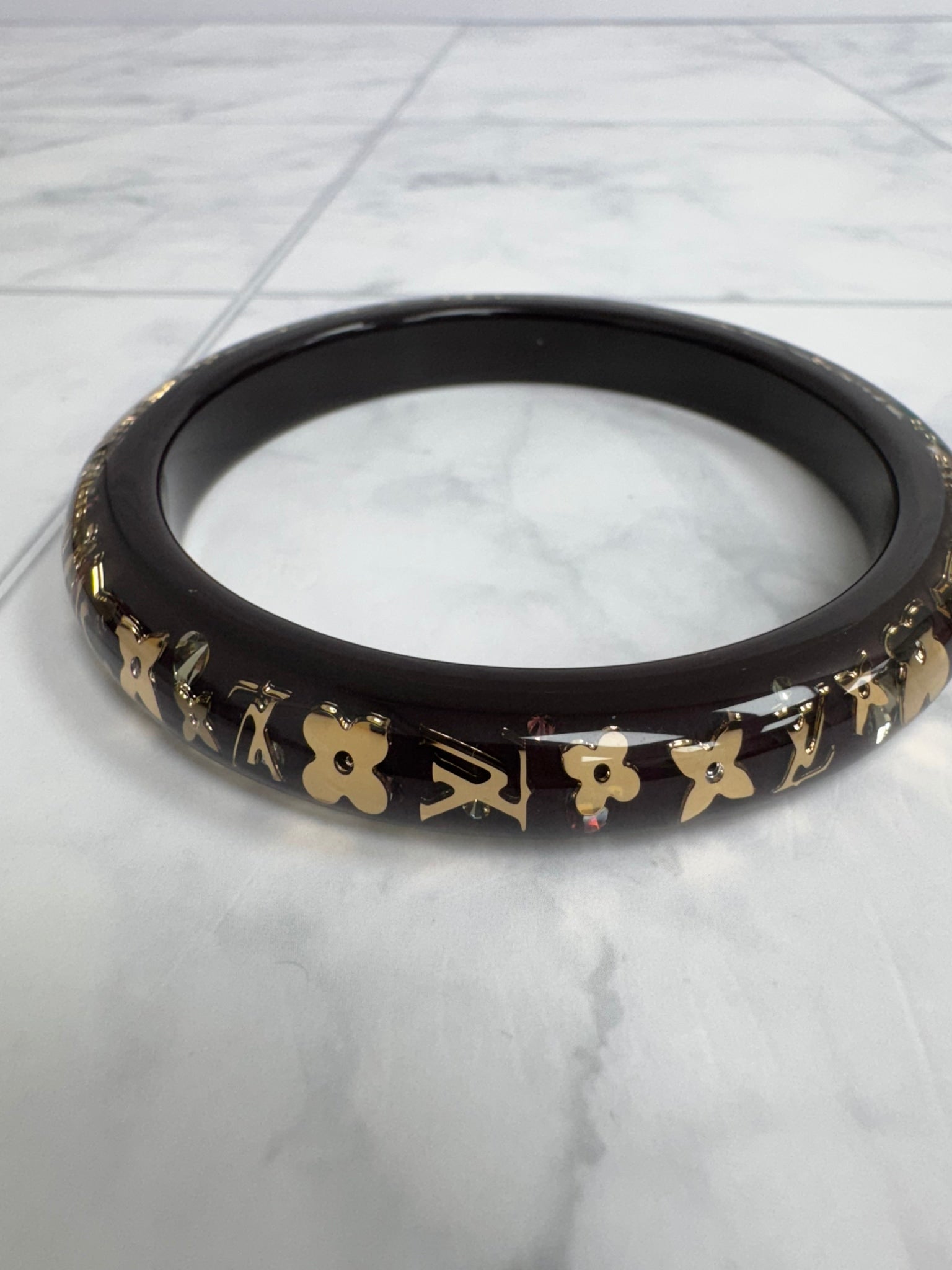 LIKE NEW - Louis Vuitton Brown Inclusion Bangle Bracelet PM