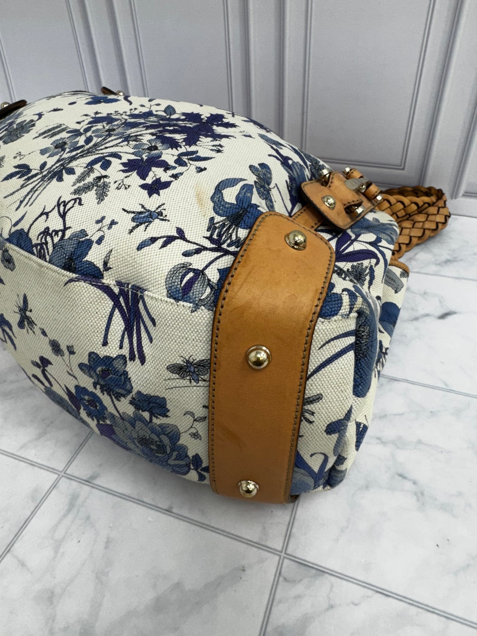 Gucci White & Blue Floral Print Canvas Pelham Large Tote Bag