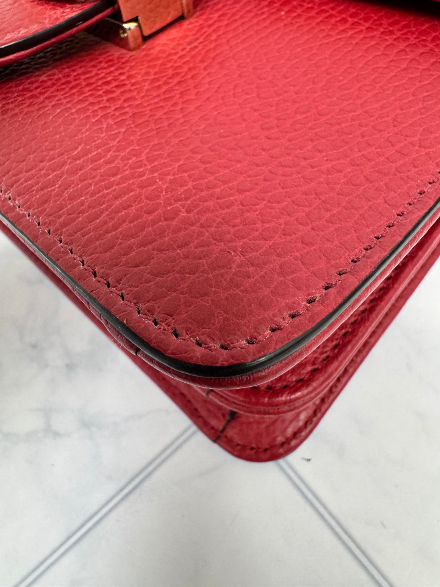 Gucci Red Pebbled Leather Interlocking G Small Chain Crossbody Bag