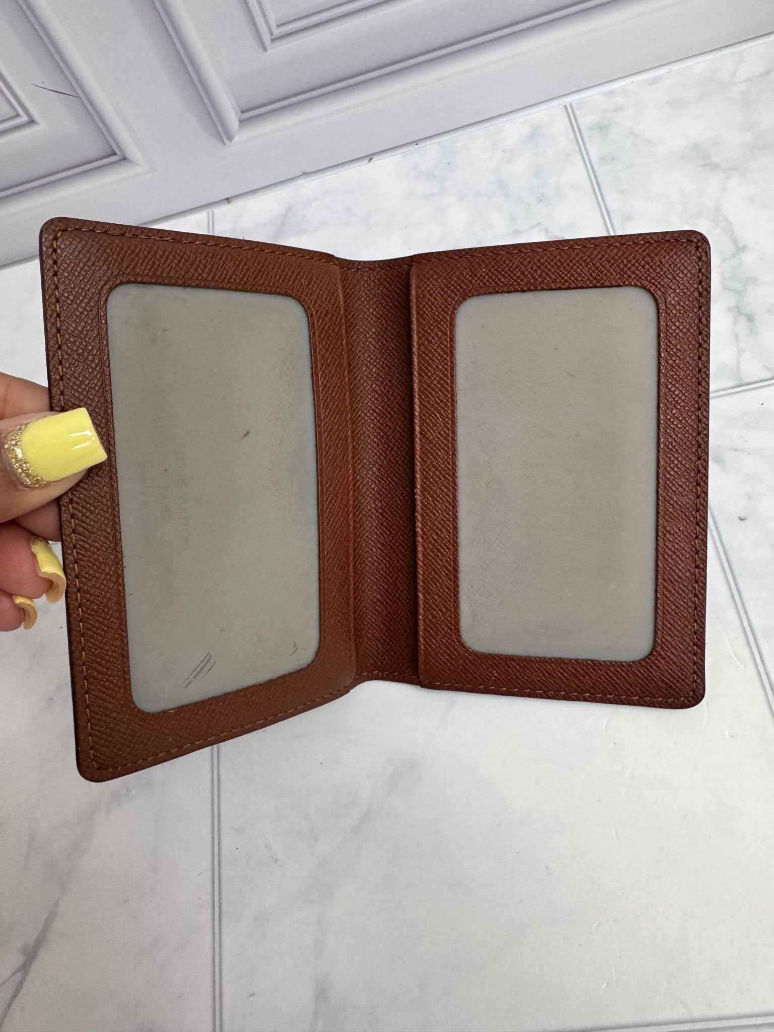 Louis Vuitton Monogram Porte 2 Cartes Vertical Card Case