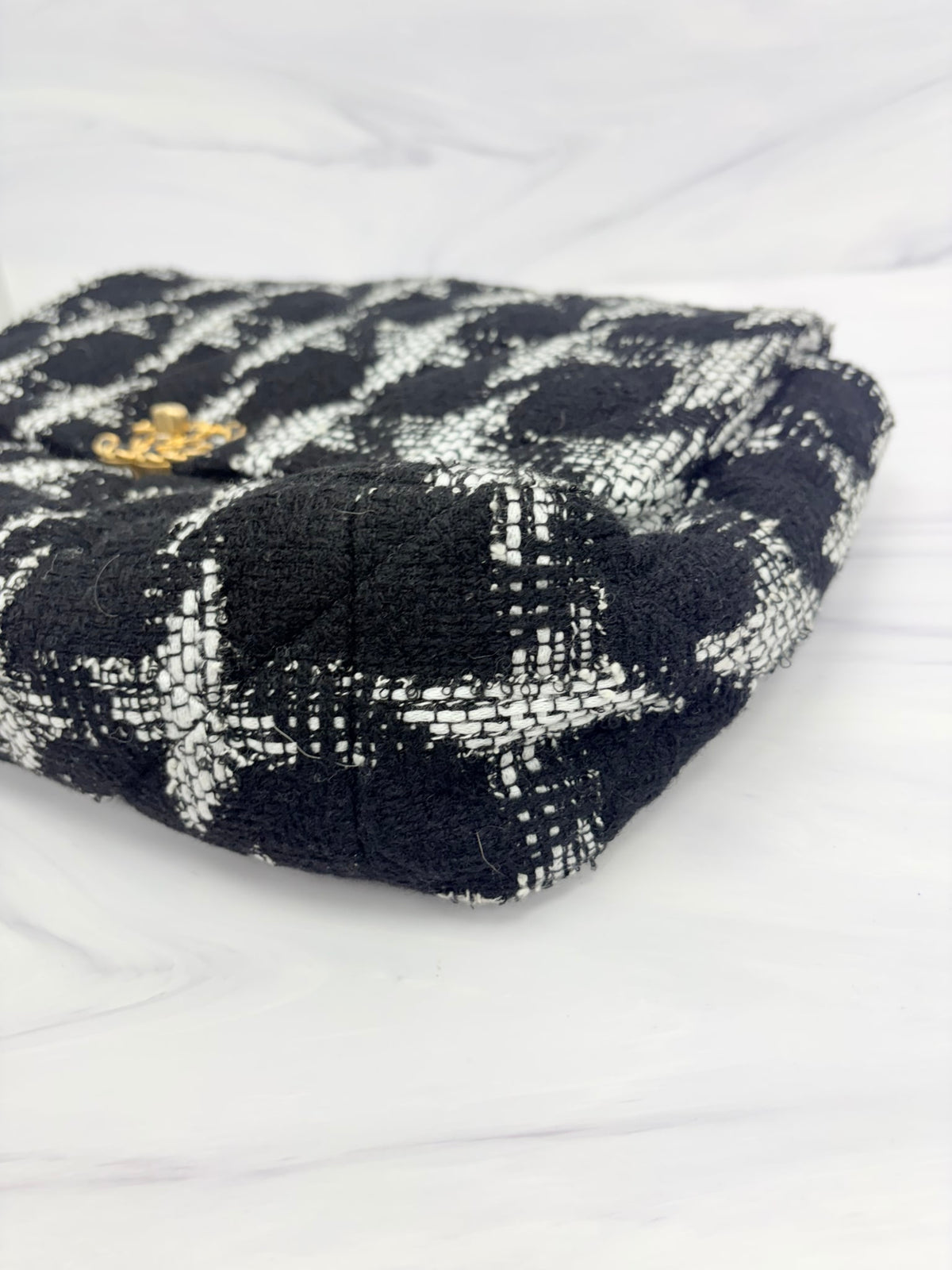 Chanel Black & White Tweed 19 Maxi Houndstooth 2Way Bag