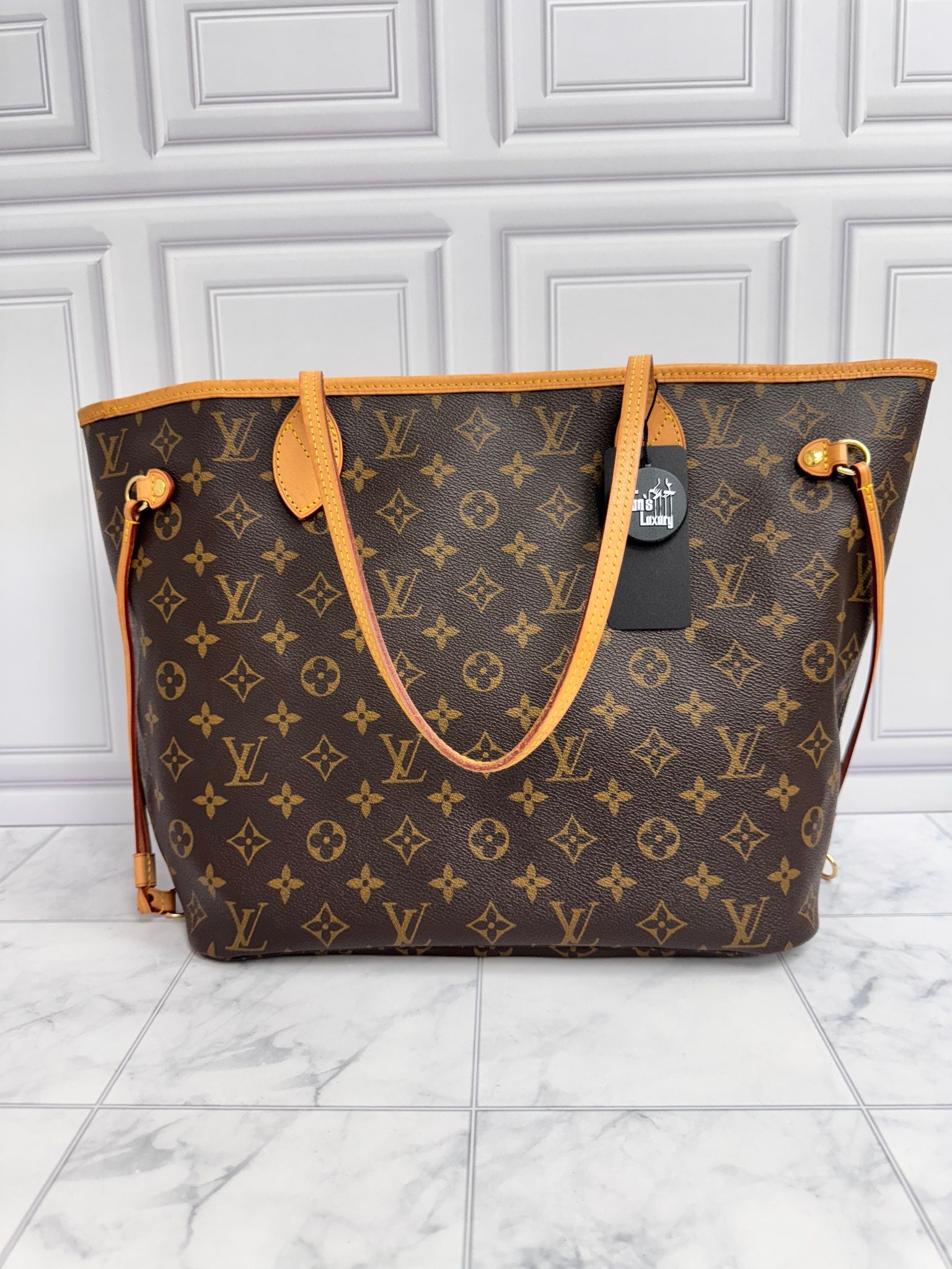 LIKE NEW - Louis Vuitton Monogram Neverfull Tote Bag MM