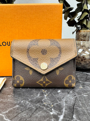 Louis Vuitton Monogram Reverse Portefeuille Zoe Compact Wallet