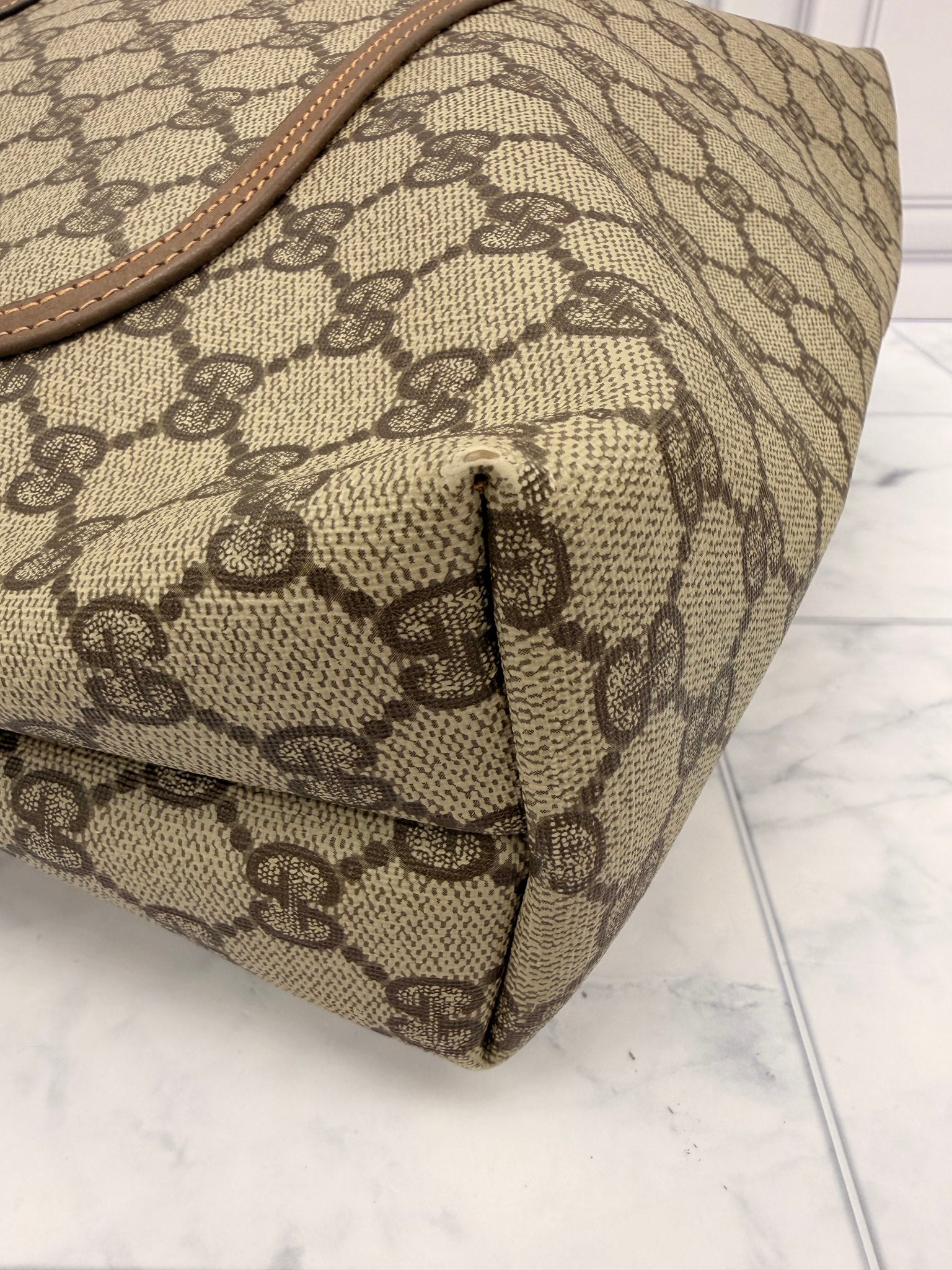Gucci GG Supreme Canvas Tote Bag