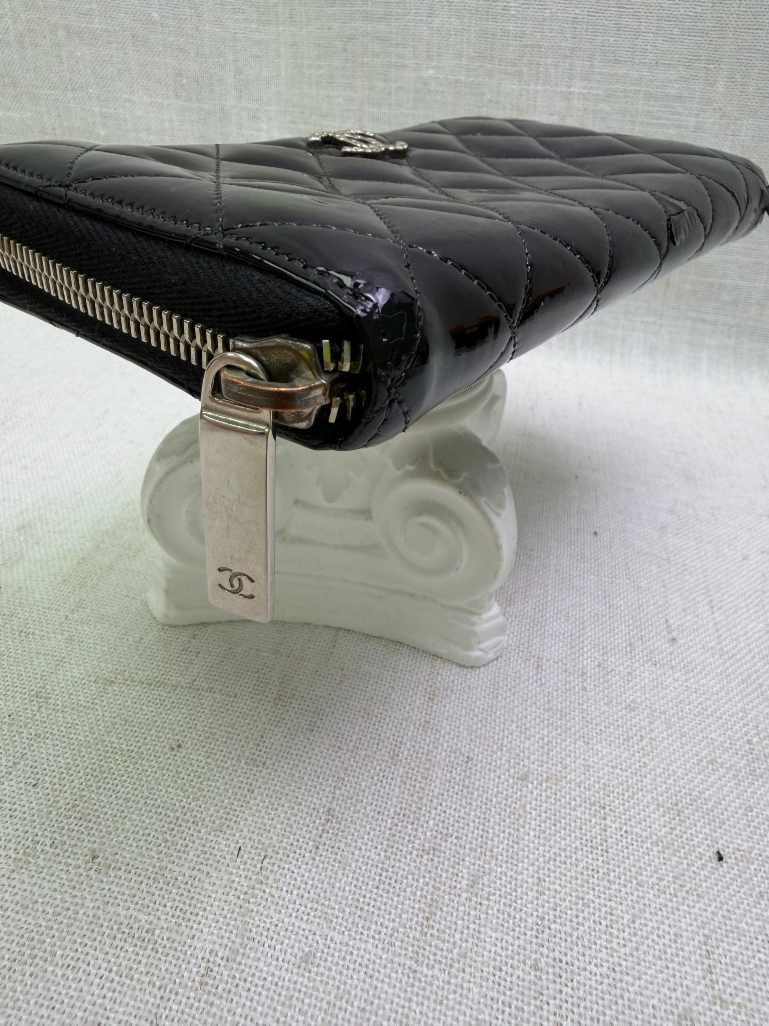 Chanel Black Quilted Patent Leather Zippy Wallet