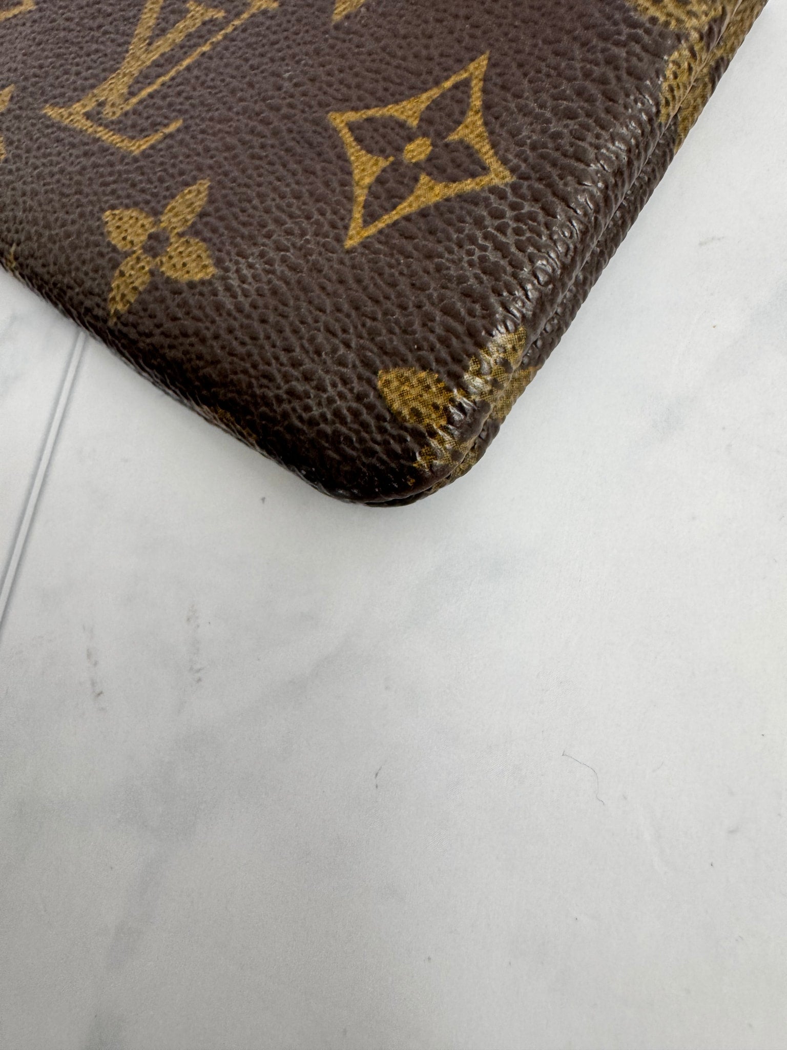 Louis Vuitton Monogram Key Cles