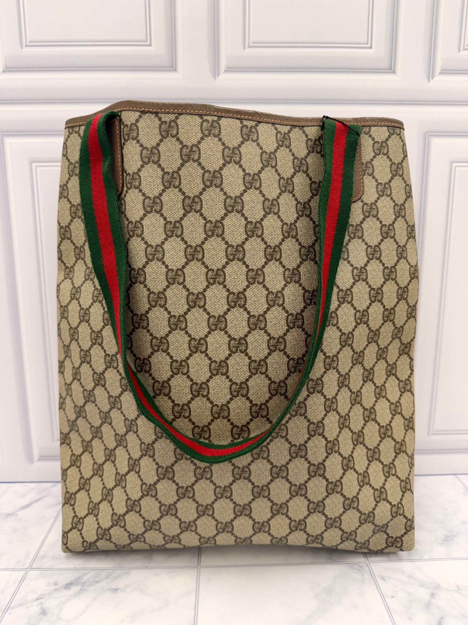 Gucci GG Supreme Canvas Tote Bag