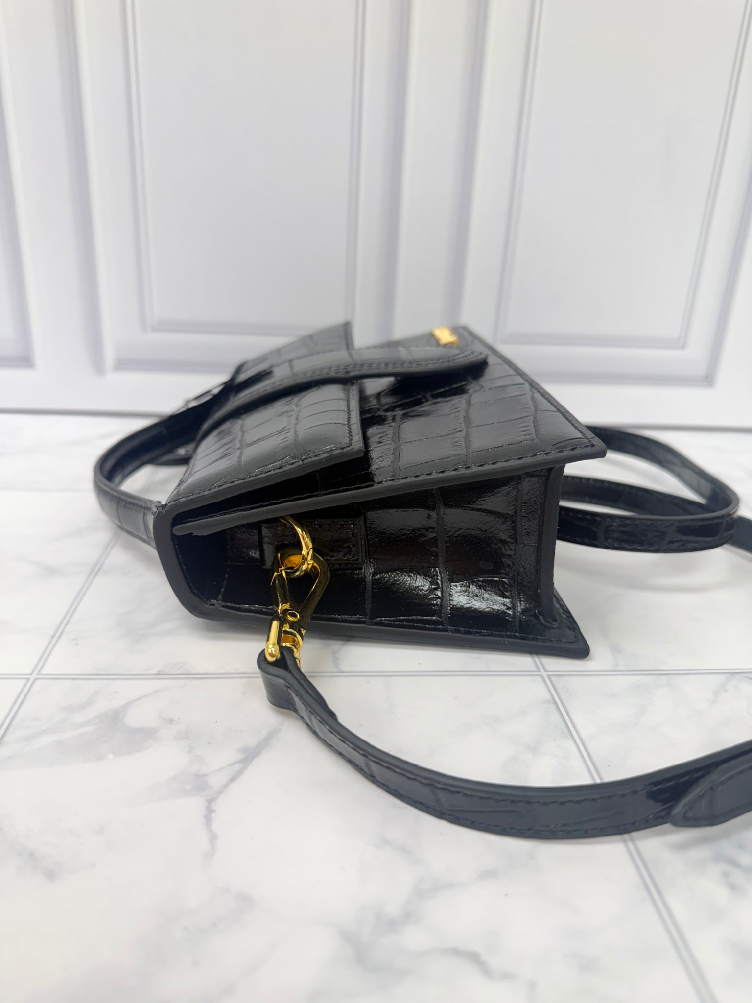 BRAND NEW - Jacquemus Black Croc Embossed Leather Le Grand Bambino 2Way Handbag