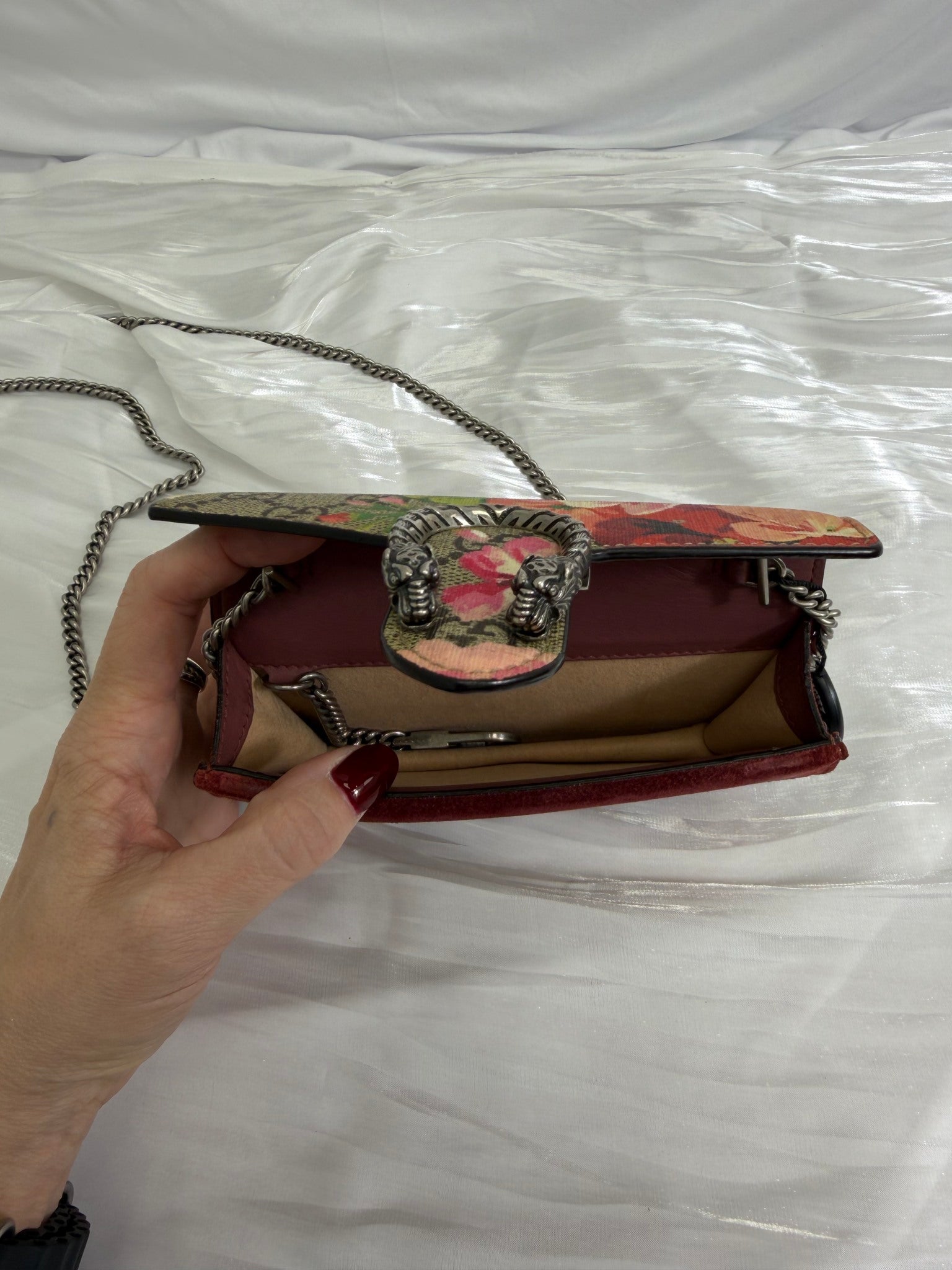 Gucci GG Supreme Pink Blooms Super Mini Dionysus Bag