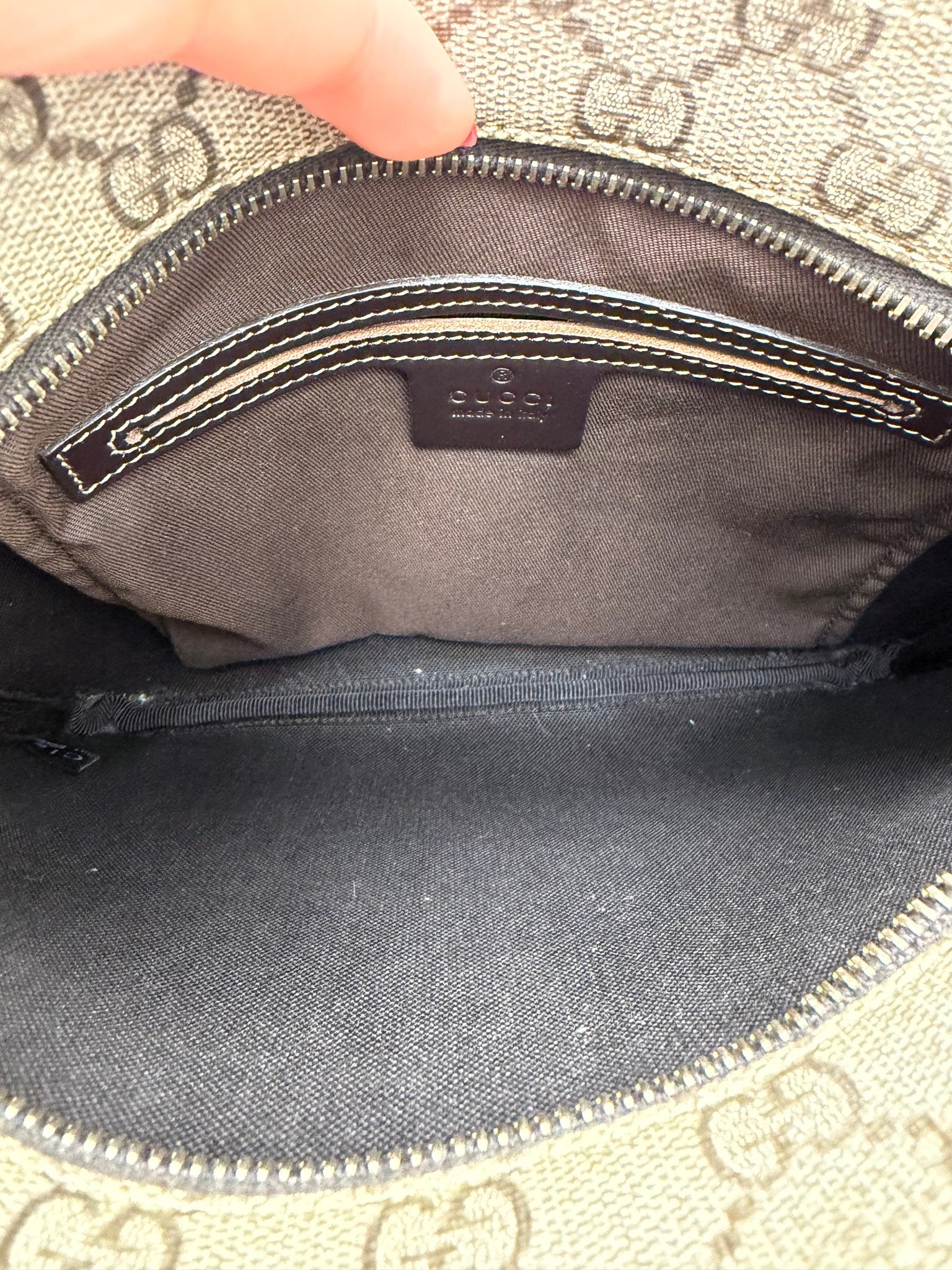 Gucci GG Supreme Canvas Crossbody Bag