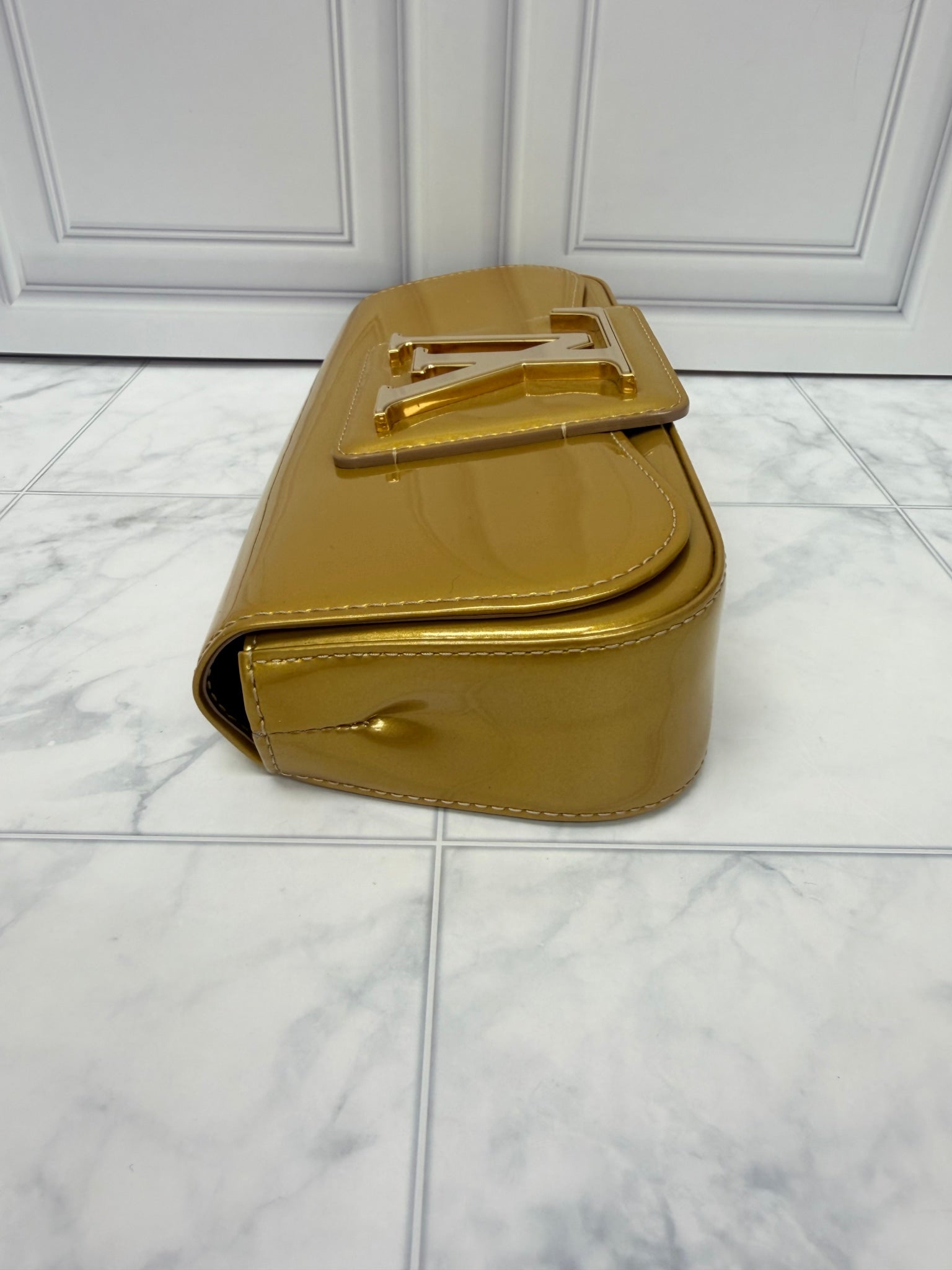 Louis Vuitton Gold Vernis Leather Sobe Clutch