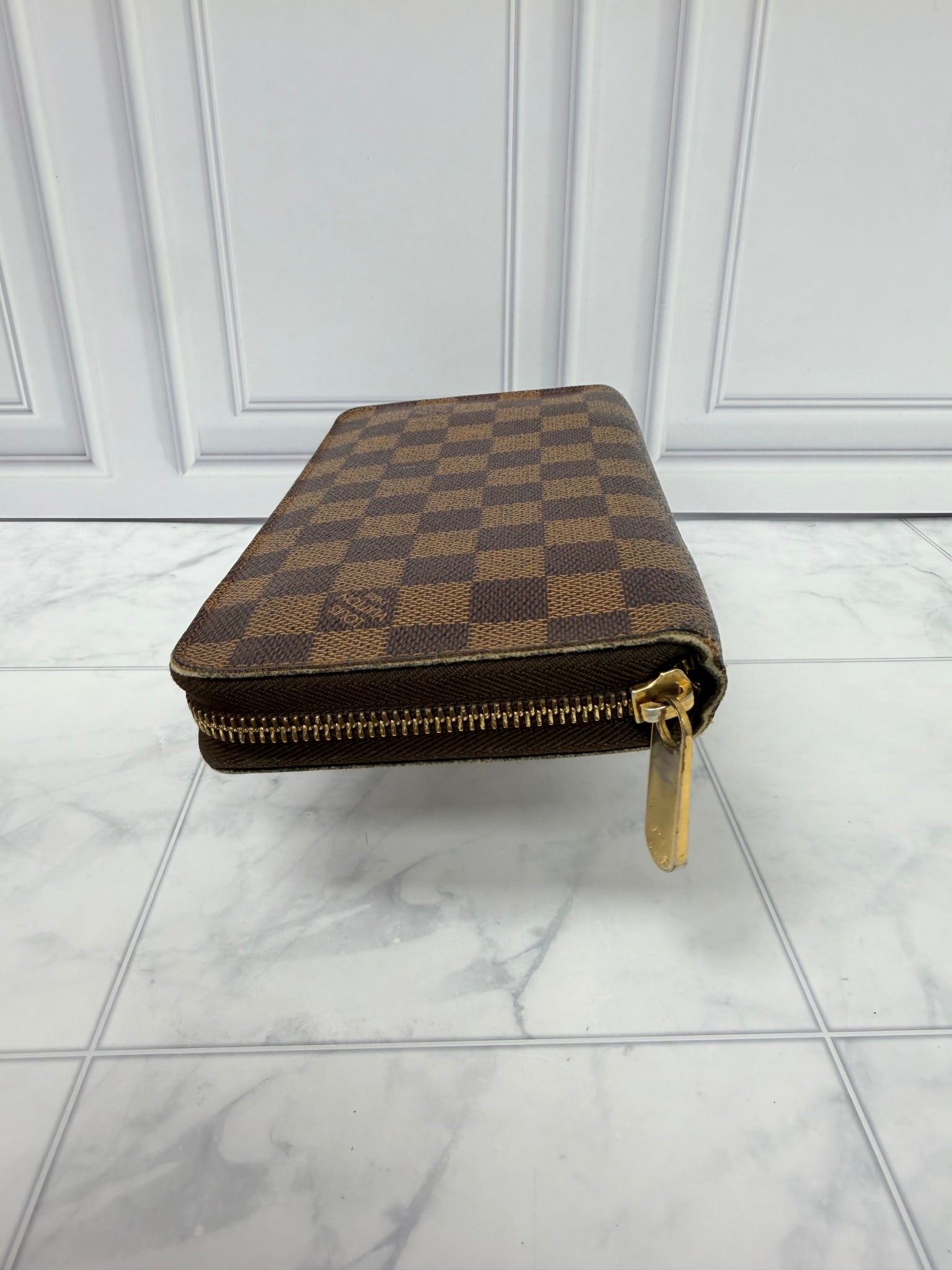 Louis Vuitton Damier Ebene Organizer Zippy Wallet 