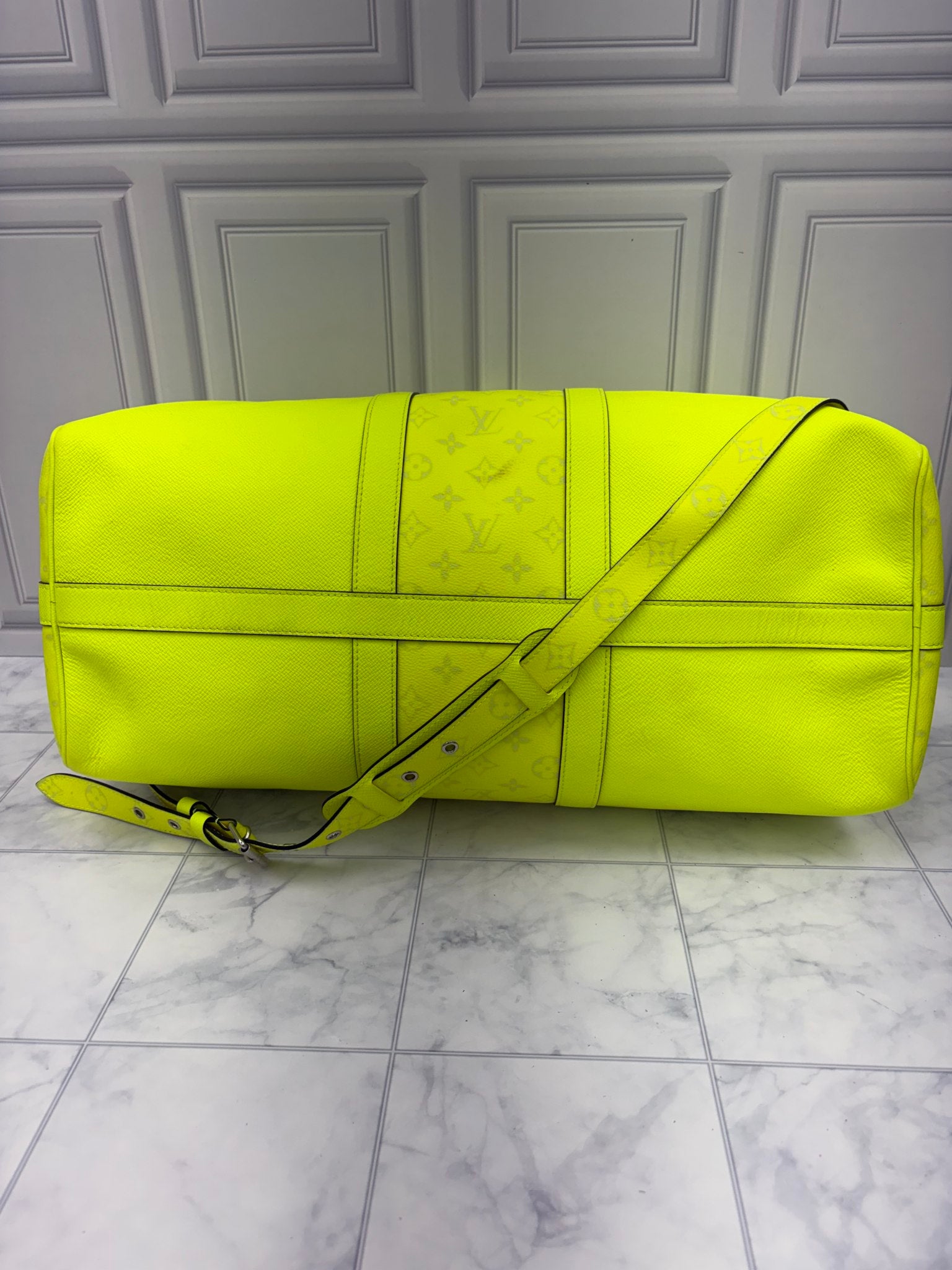 Louis Vuitton Neon Yellow Leather Tiagarama Keepall Bandouliére 50
